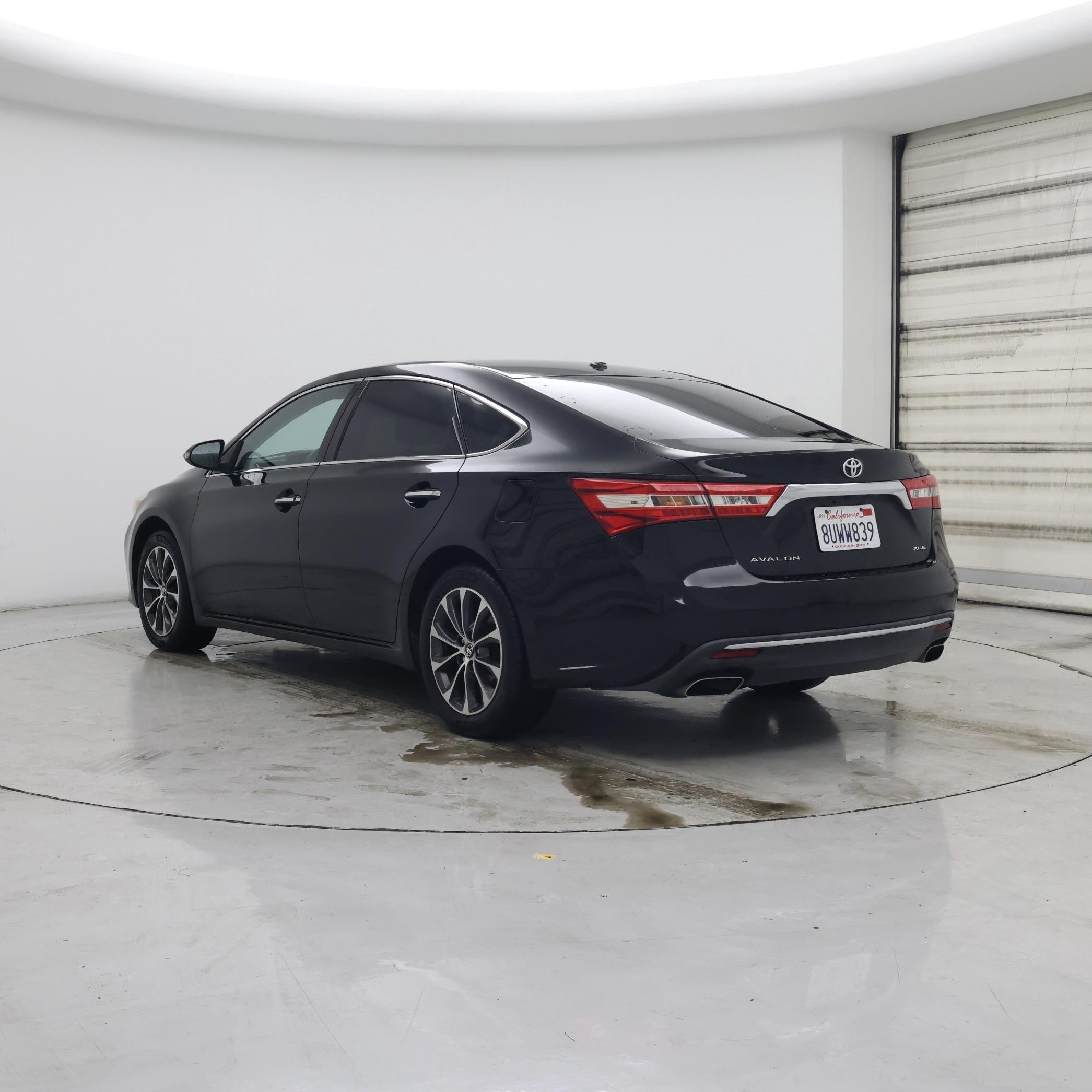 Thumbnail: 2018 Toyota Avalon - 2