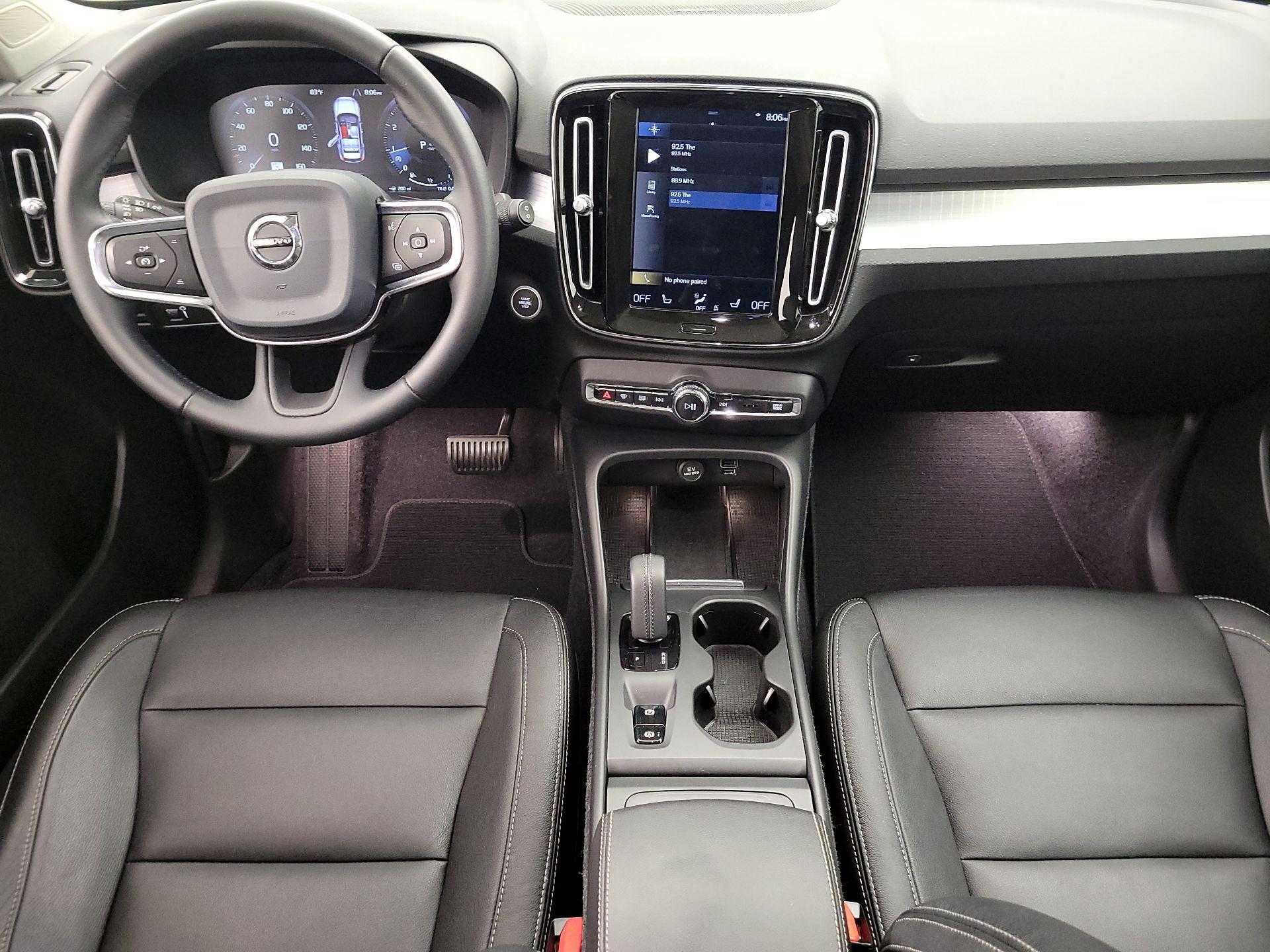 Thumbnail: 2020 Volvo XC40 - 9