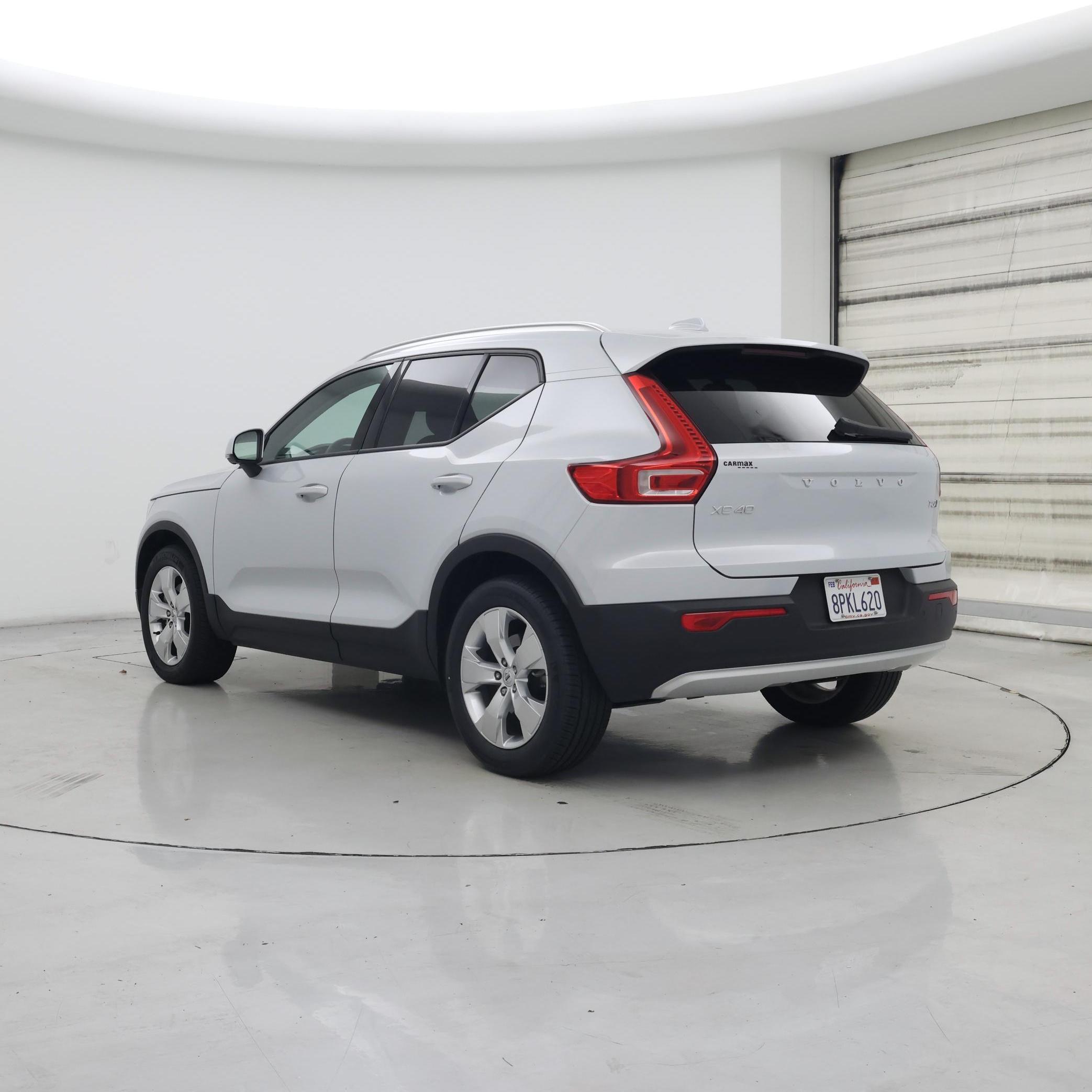 Thumbnail: 2020 Volvo XC40 - 2