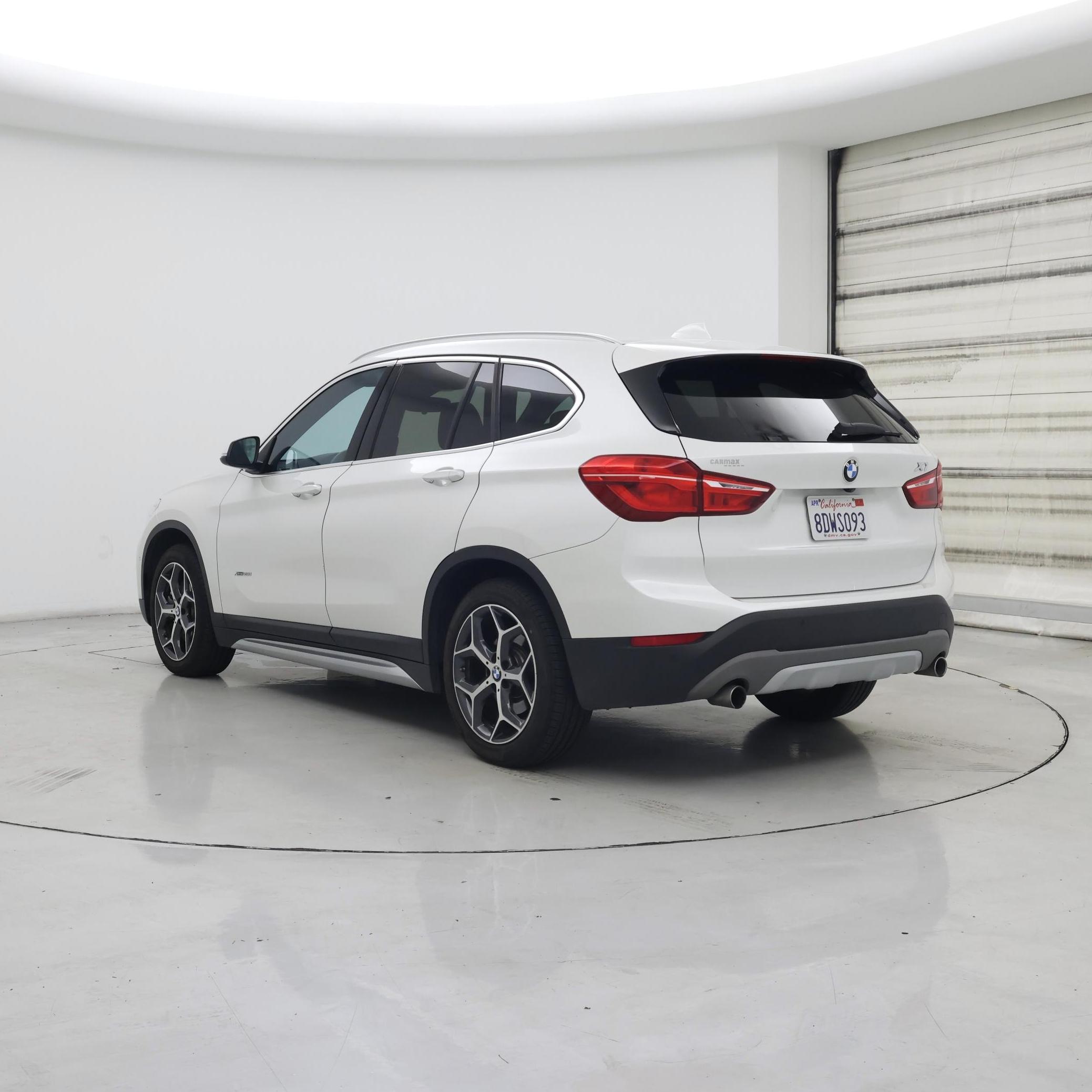 Thumbnail: 2018 BMW X1 - 2