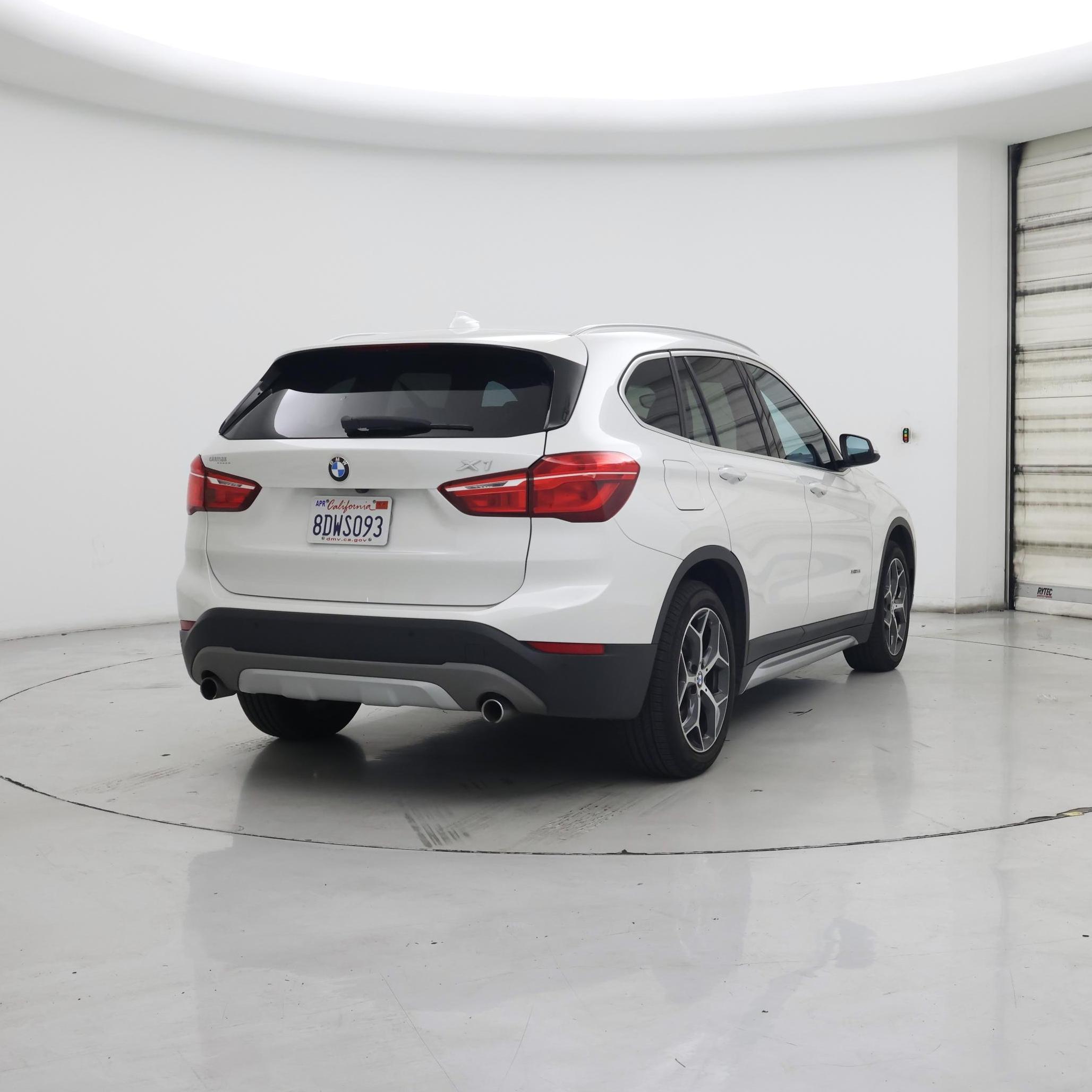 Thumbnail: 2018 BMW X1 - 8