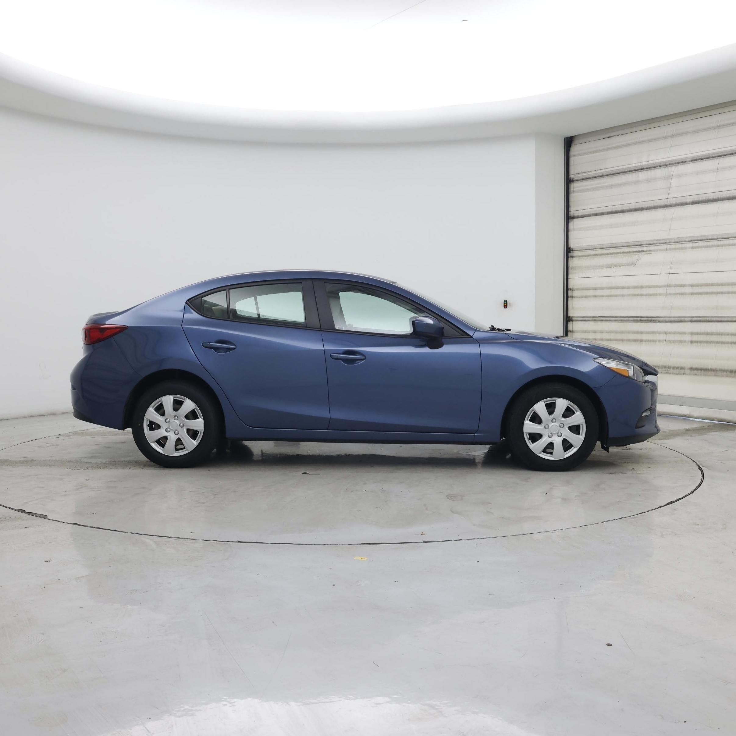 Thumbnail: 2018 Mazda Mazda3 - 7