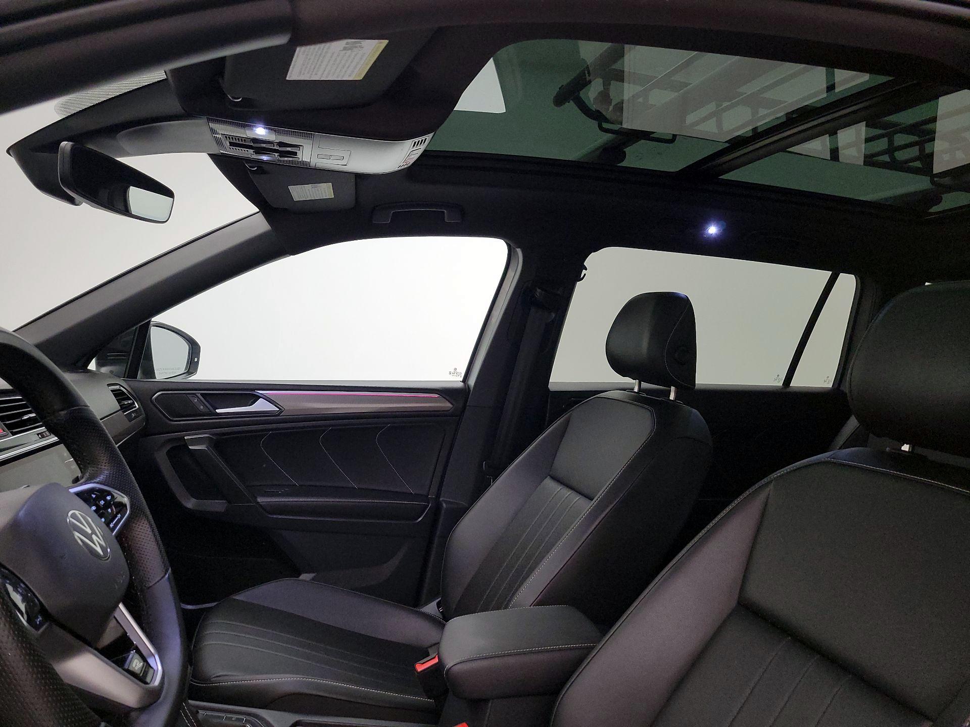 Thumbnail: 2023 Volkswagen Tiguan - 19