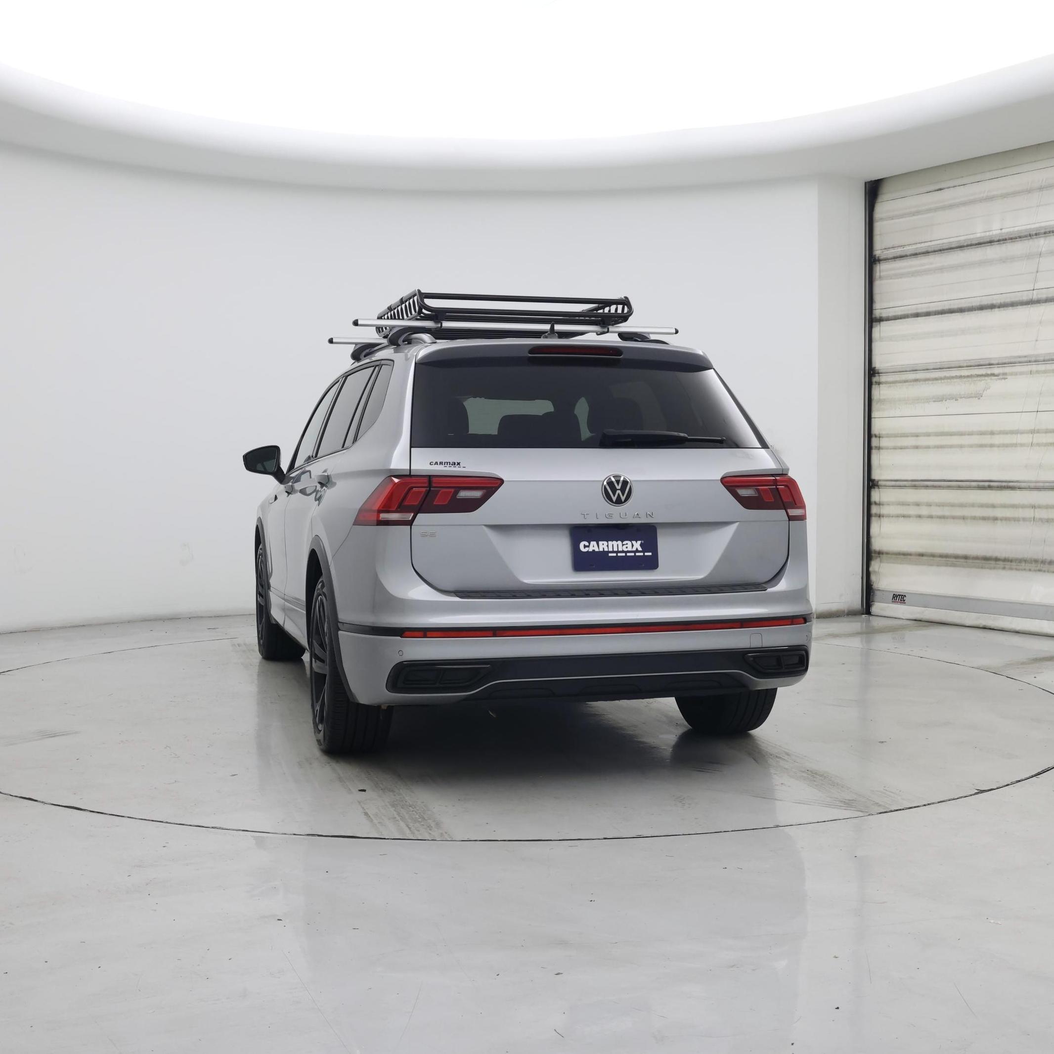 Thumbnail: 2023 Volkswagen Tiguan - 6