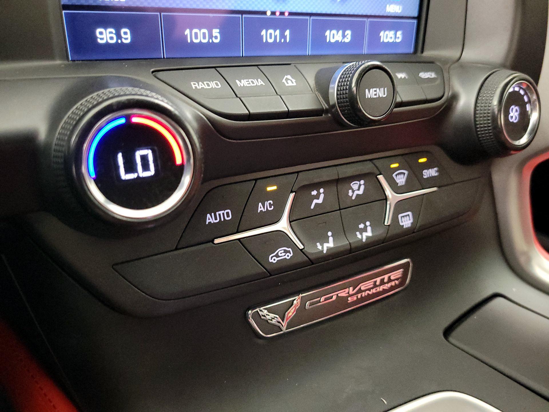 Thumbnail: 2015 Chevrolet Corvette - 16