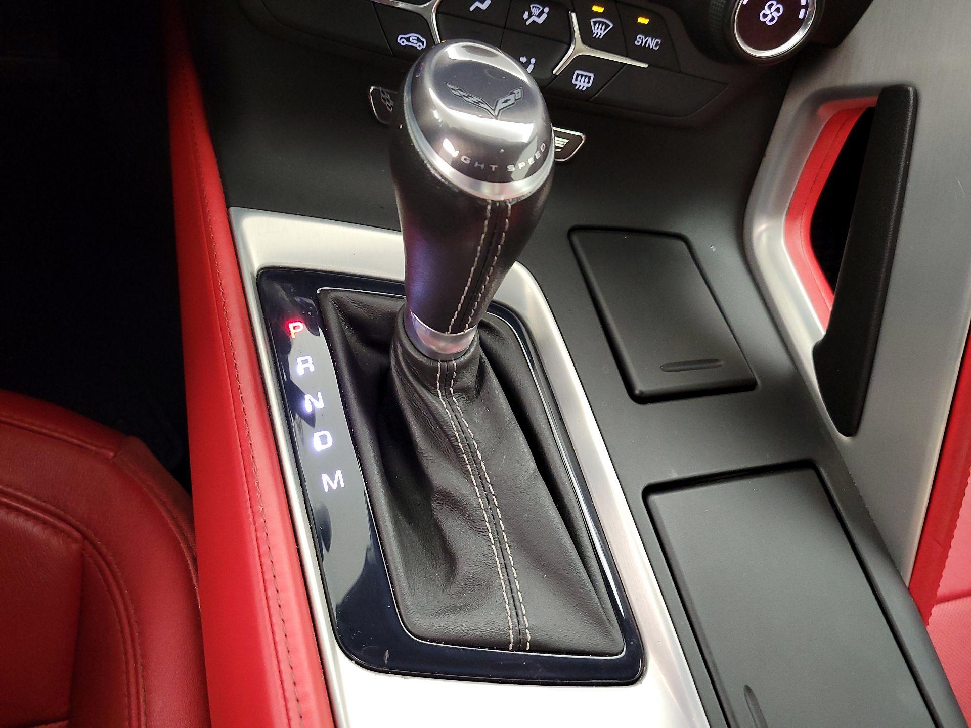 Thumbnail: 2015 Chevrolet Corvette - 17