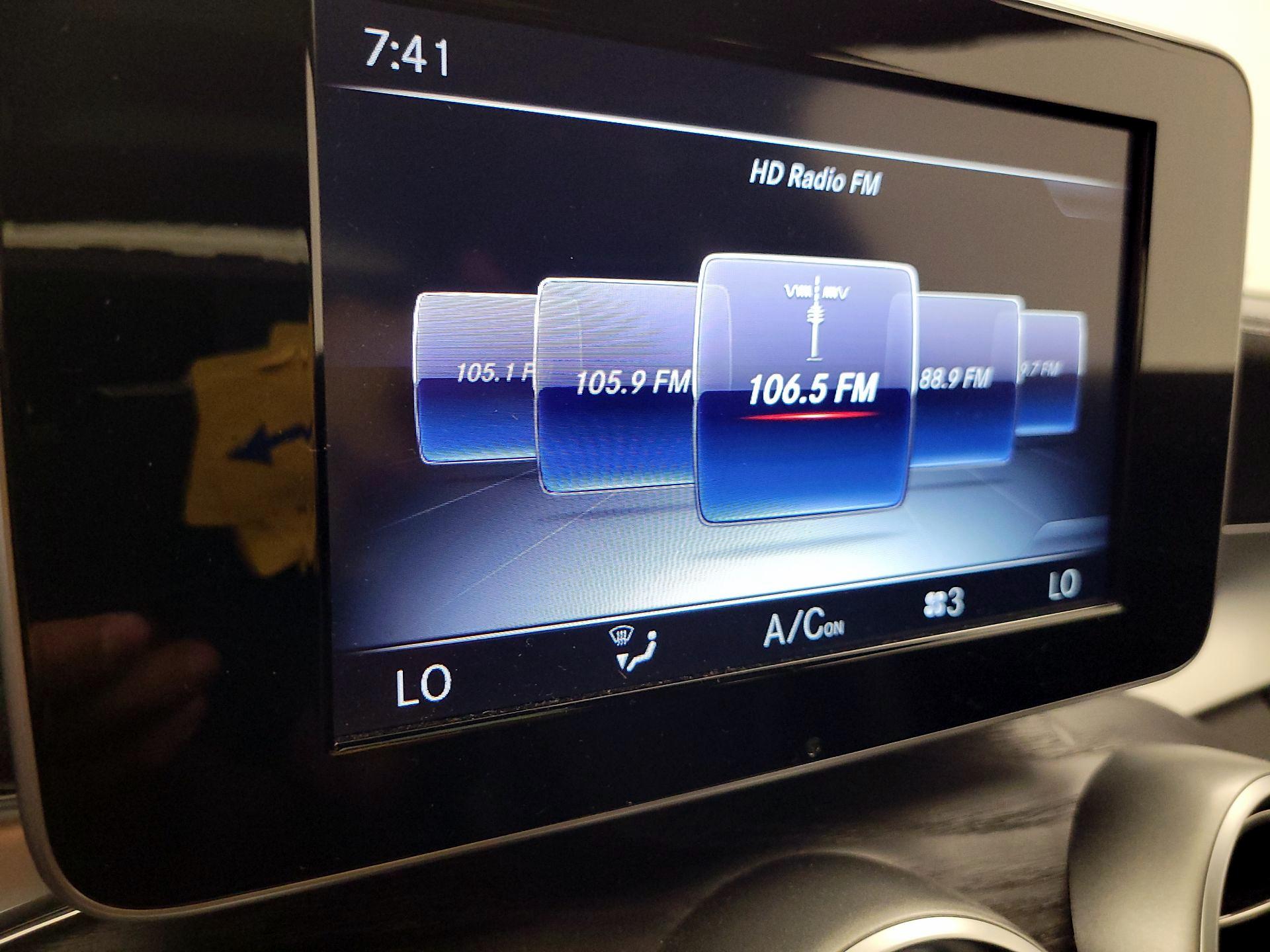 Thumbnail: 2016 Mercedes-Benz C-Class - 15