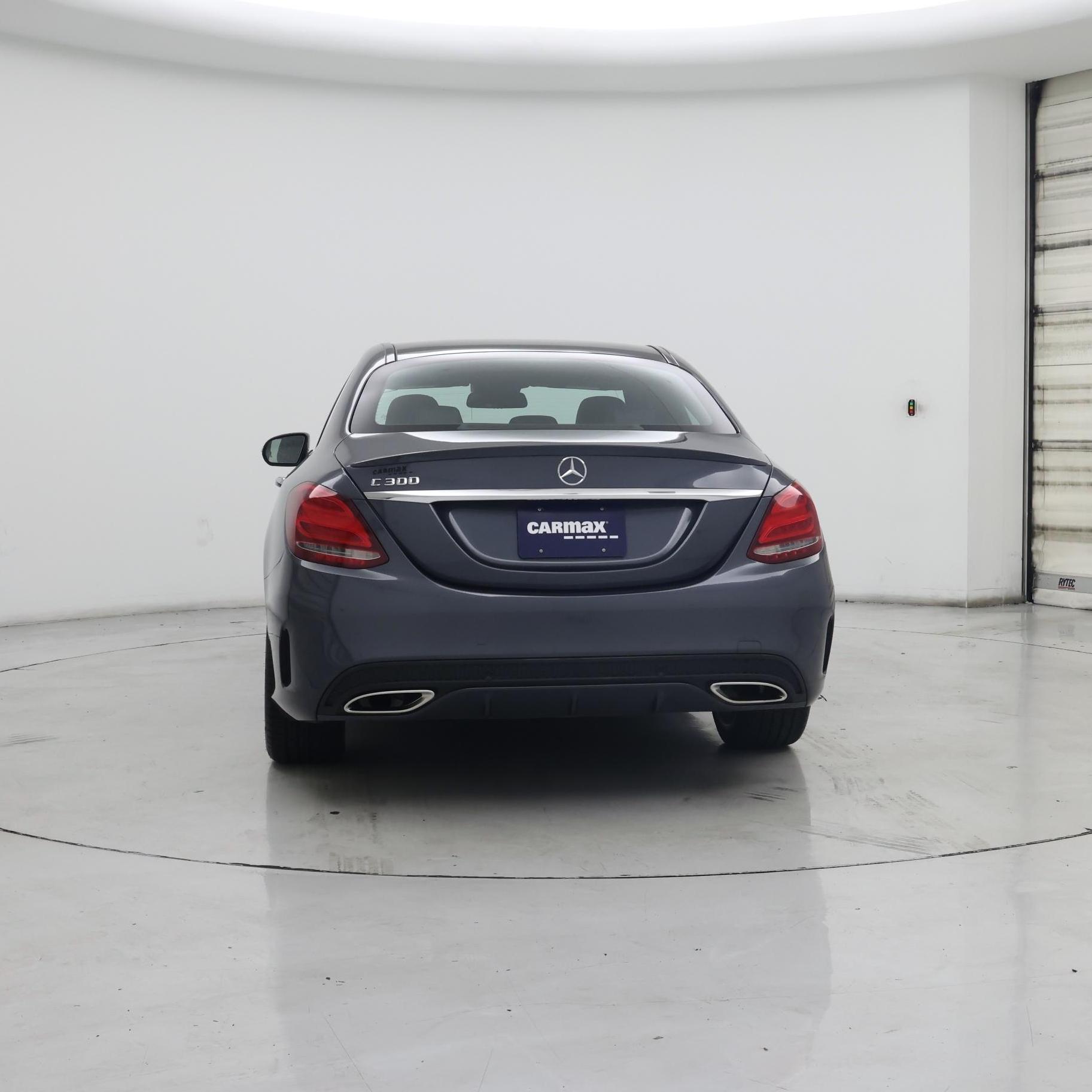 Thumbnail: 2016 Mercedes-Benz C-Class - 6