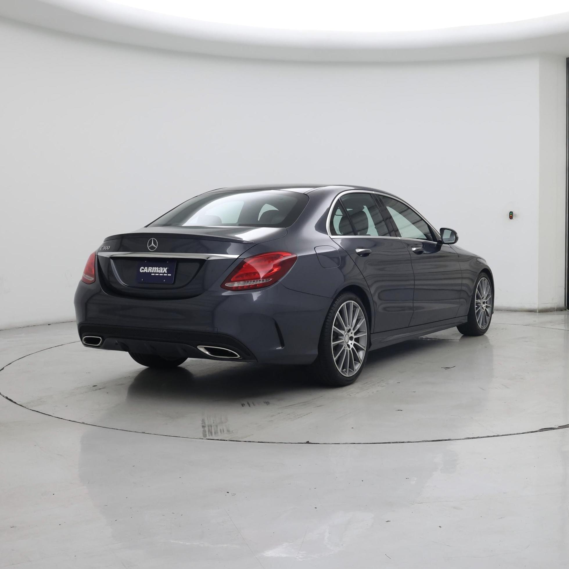 Thumbnail: 2016 Mercedes-Benz C-Class - 8