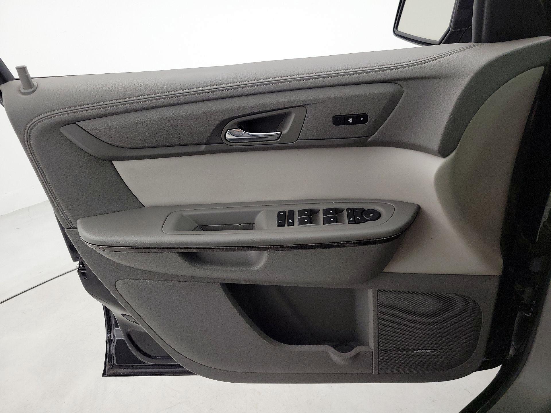 Thumbnail: 2017 GMC Acadia - 12