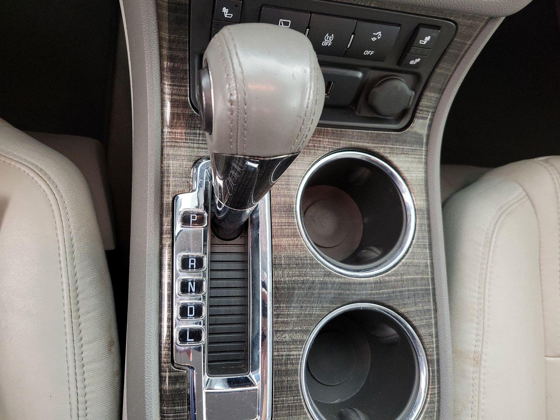 Thumbnail: 2017 GMC Acadia - 18