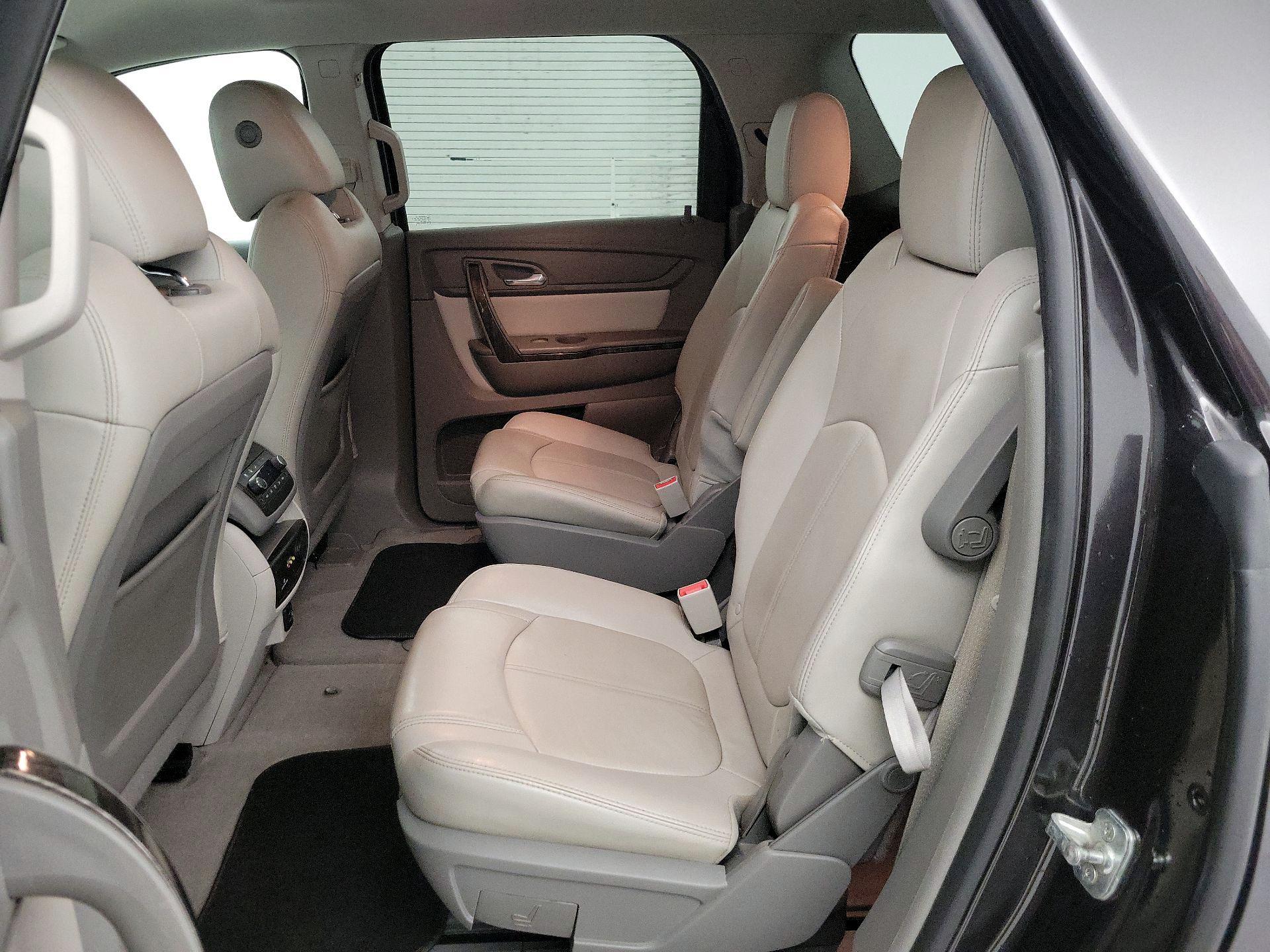 Thumbnail: 2017 GMC Acadia - 20