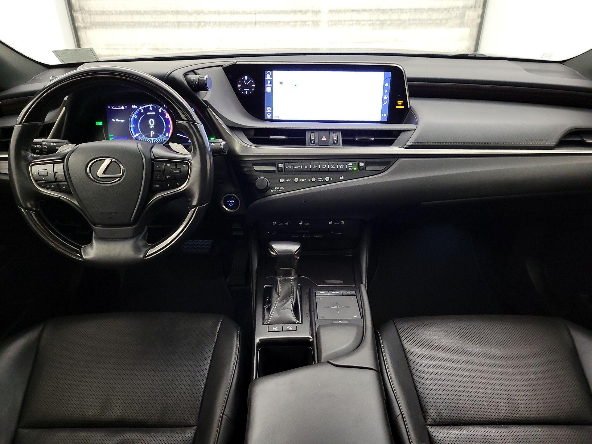 Thumbnail: 2019 Lexus ES - 9