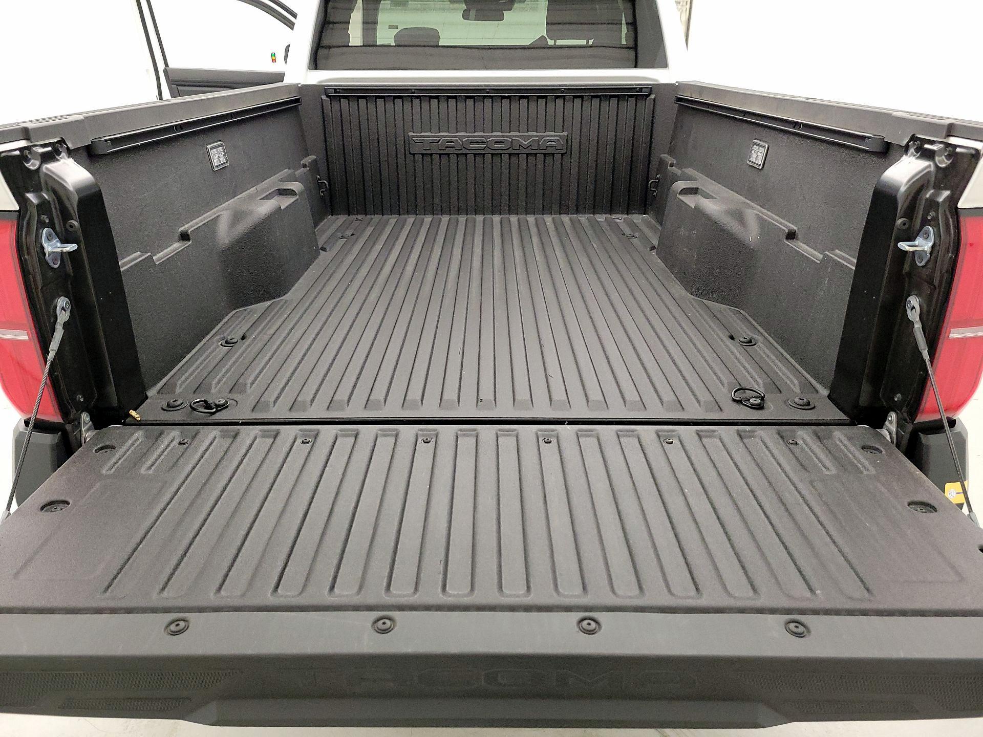 Thumbnail: 2025 Toyota Tacoma - 19