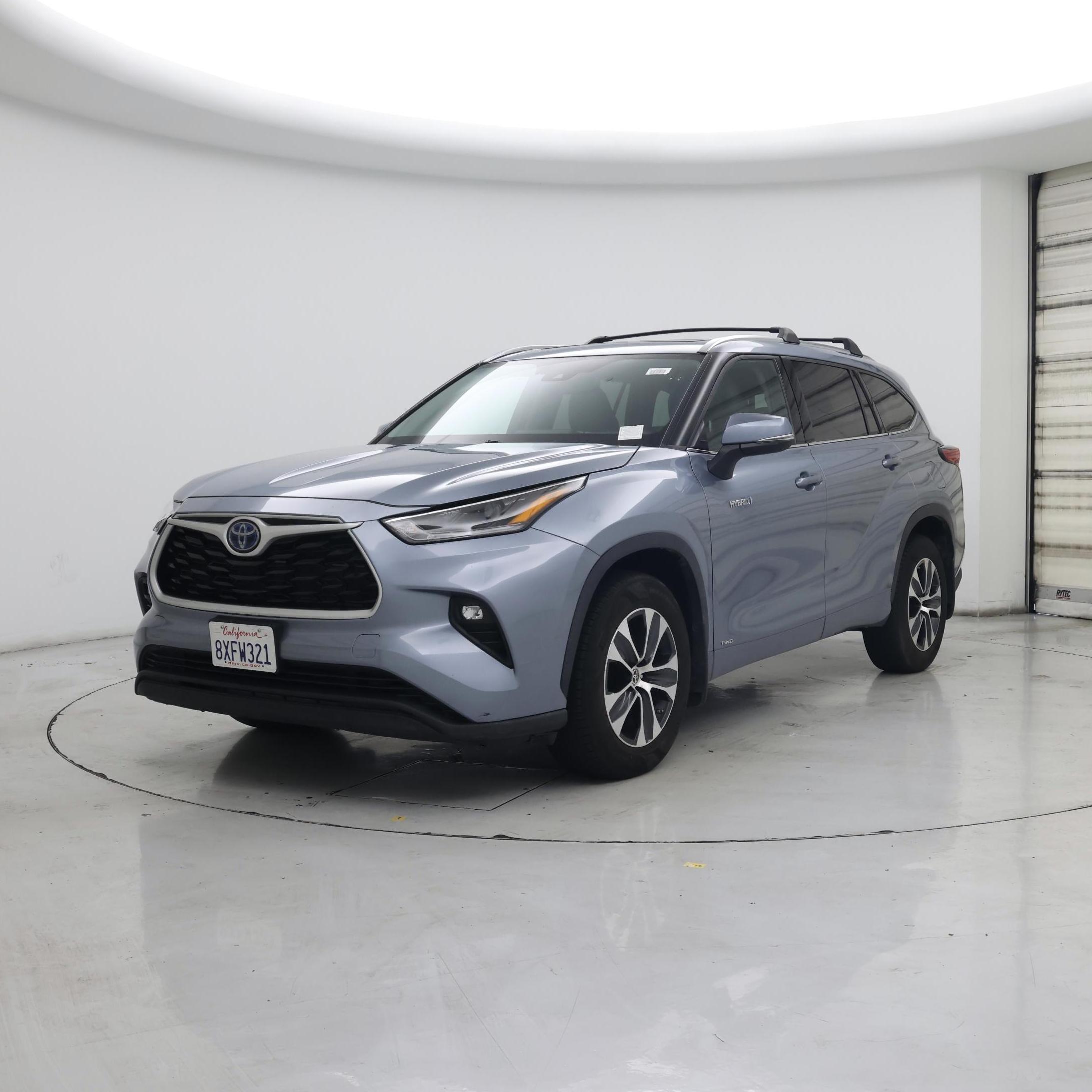 Thumbnail: 2021 Toyota Highlander - 4