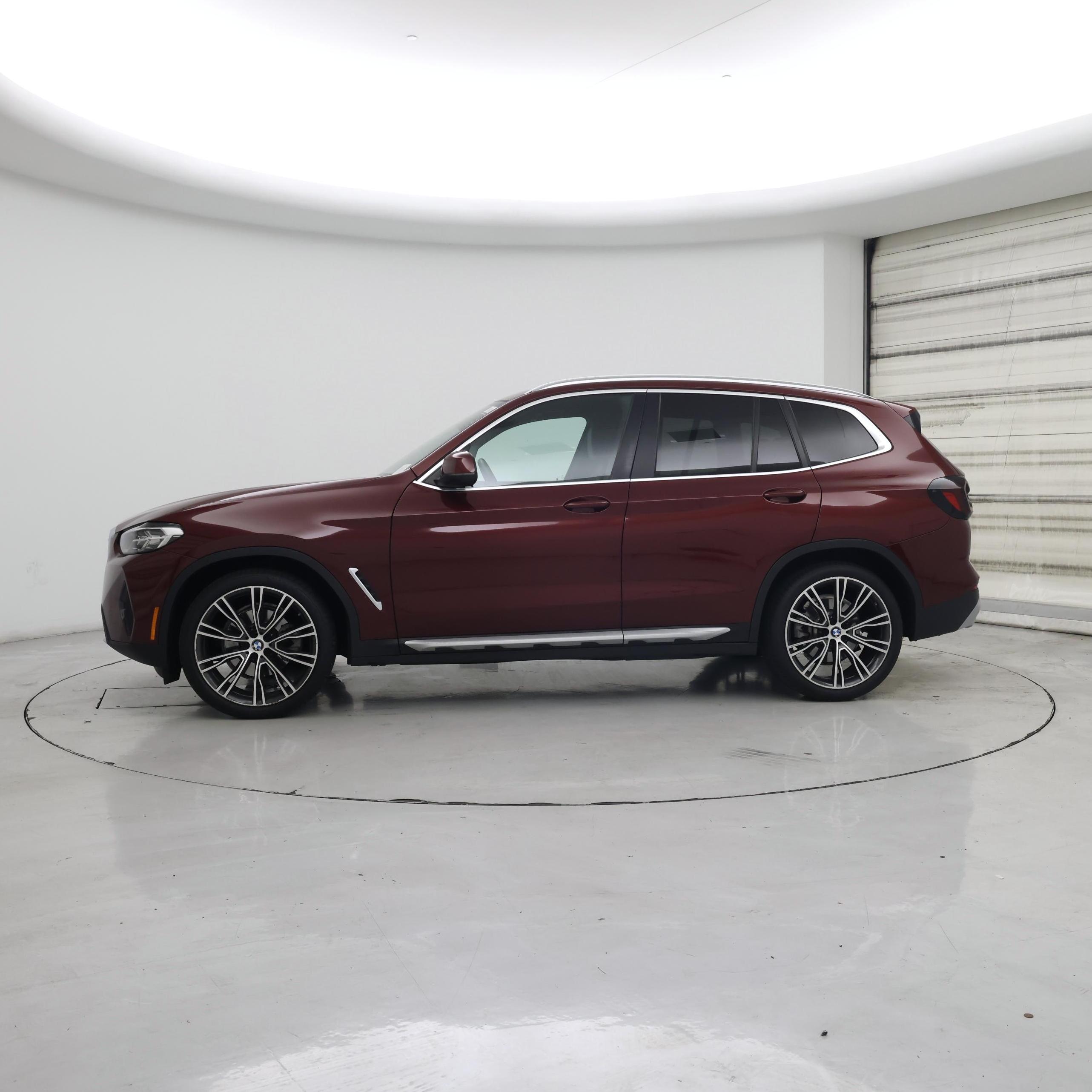Thumbnail: 2022 BMW X3 - 3