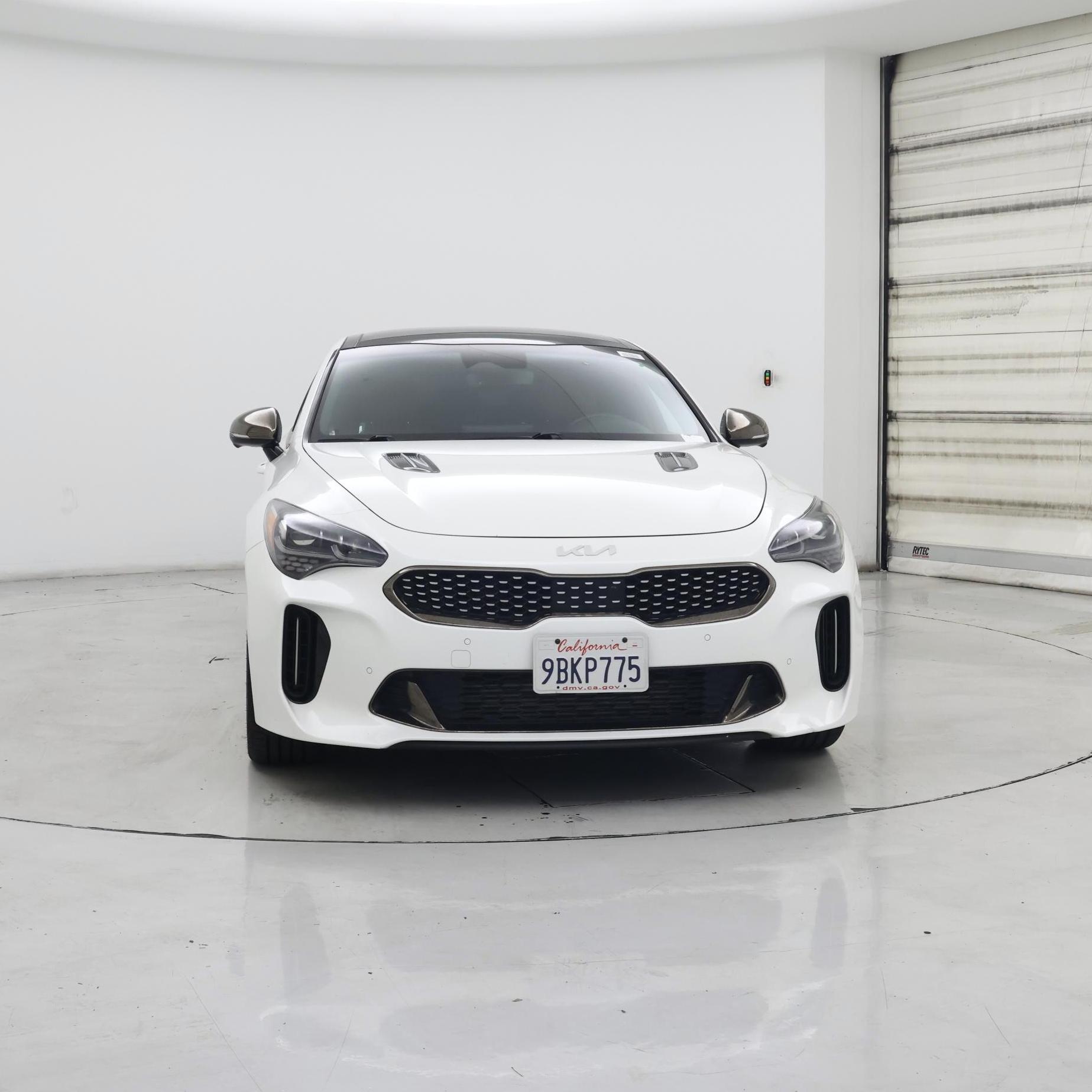 Thumbnail: 2022 Kia Stinger - 5