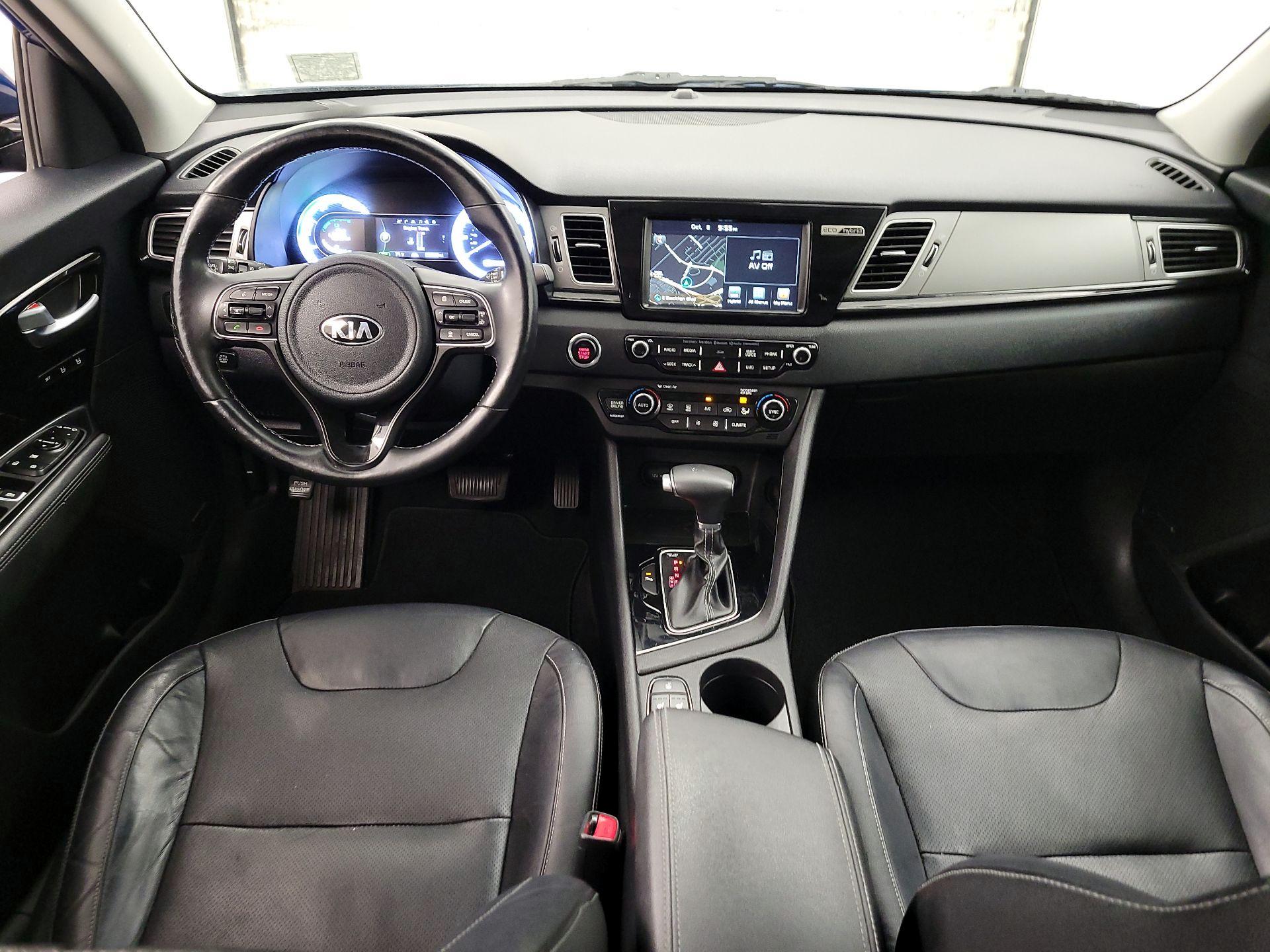 Thumbnail: 2017 Kia Niro - 9