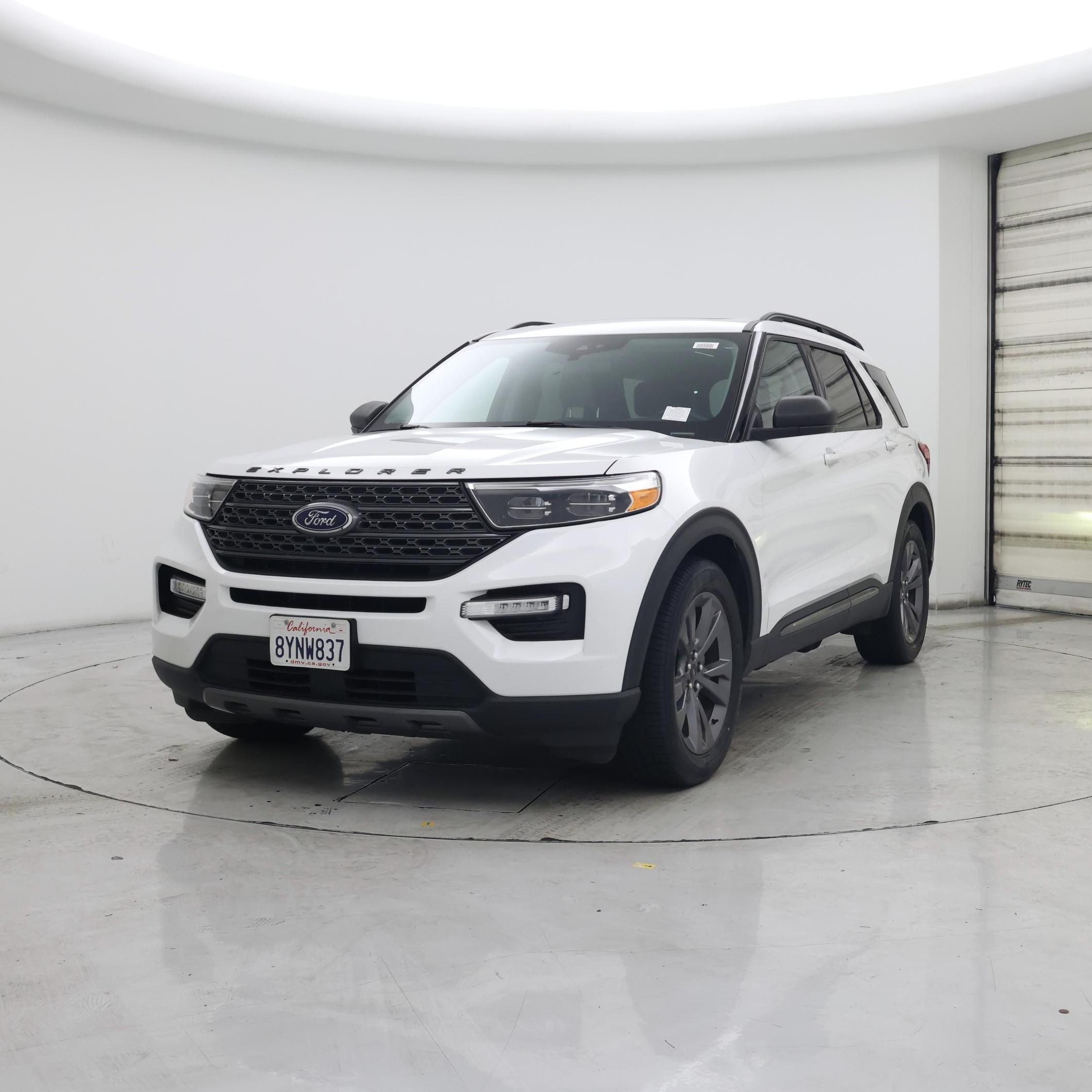 Thumbnail: 2021 Ford Explorer - 4