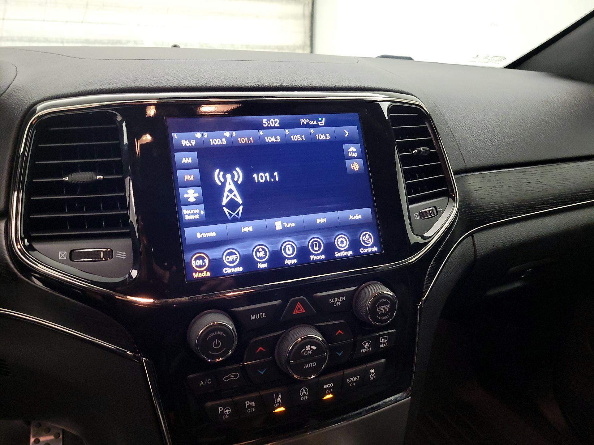 Thumbnail: 2021 Jeep Grand Cherokee - 15