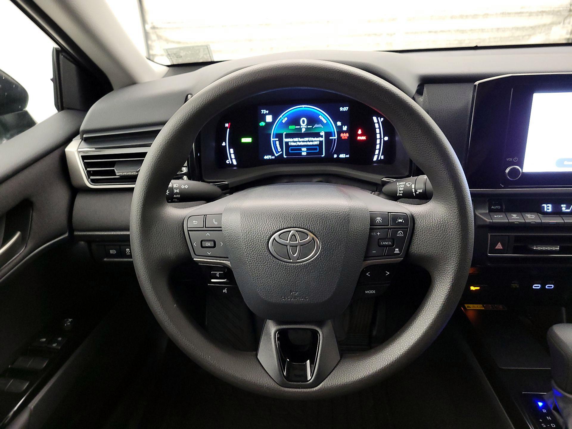 Thumbnail: 2025 Toyota Camry - 10