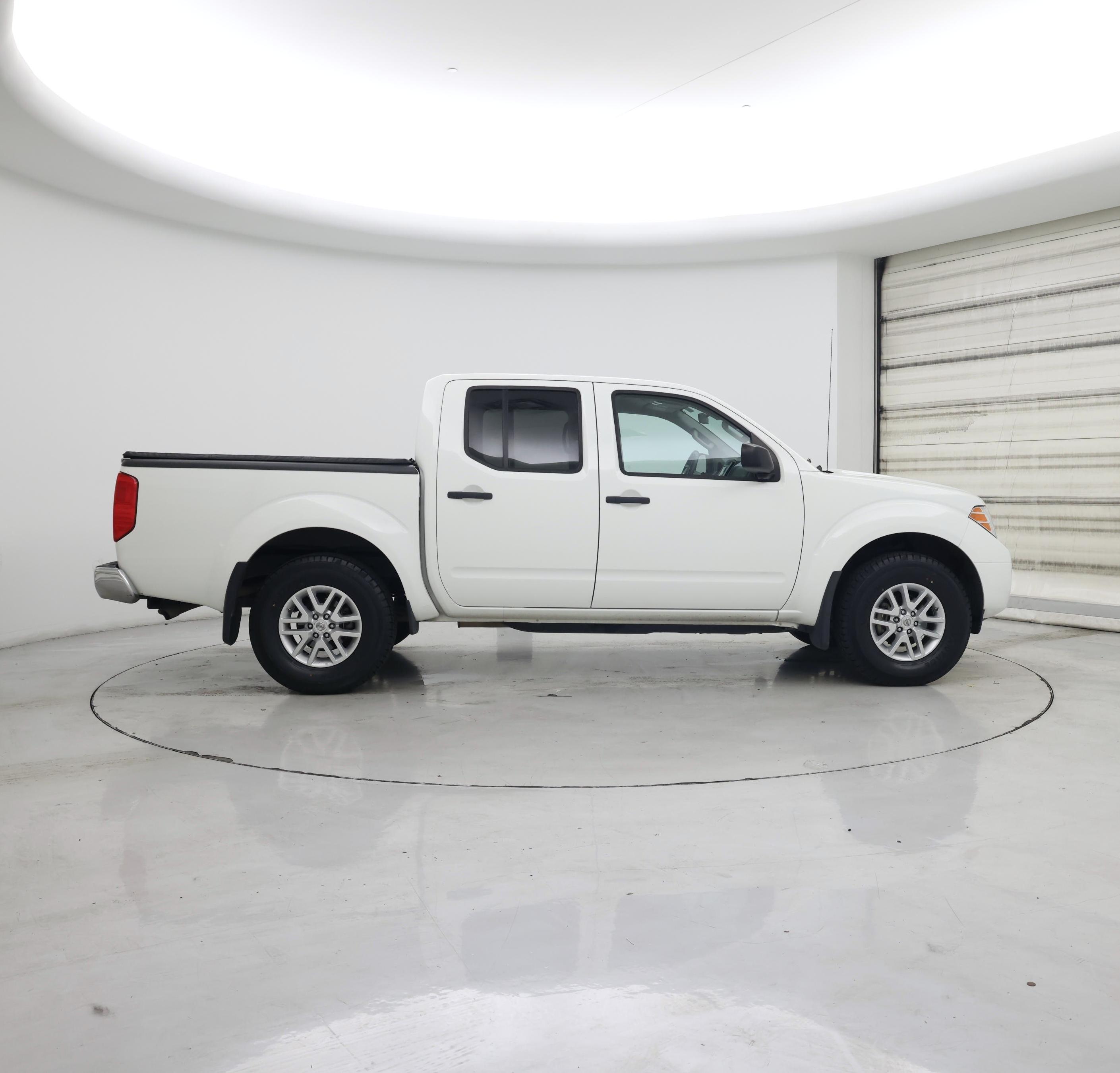 Thumbnail: 2017 Nissan Frontier - 7