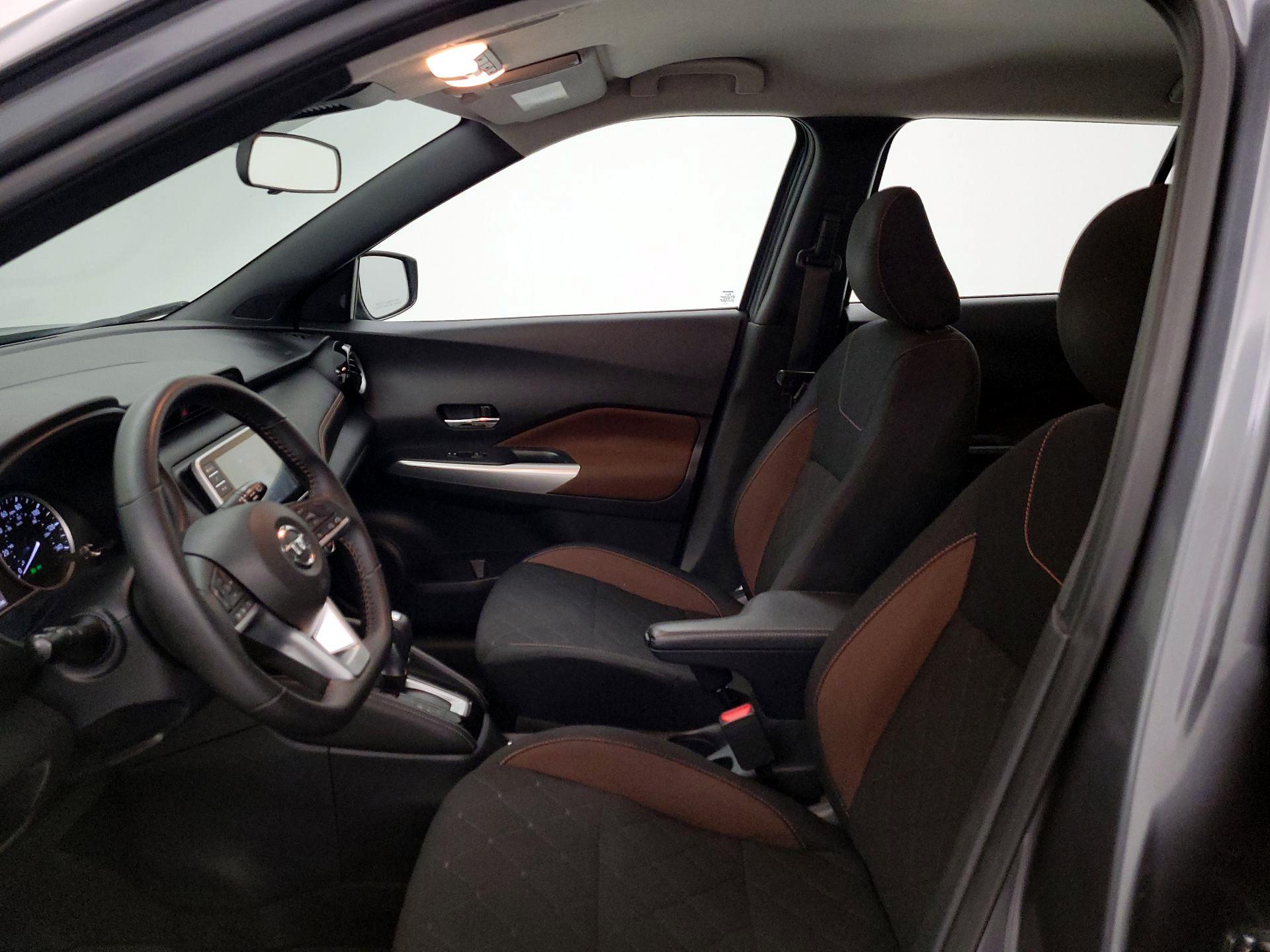 Thumbnail: 2020 Nissan Kicks - 11
