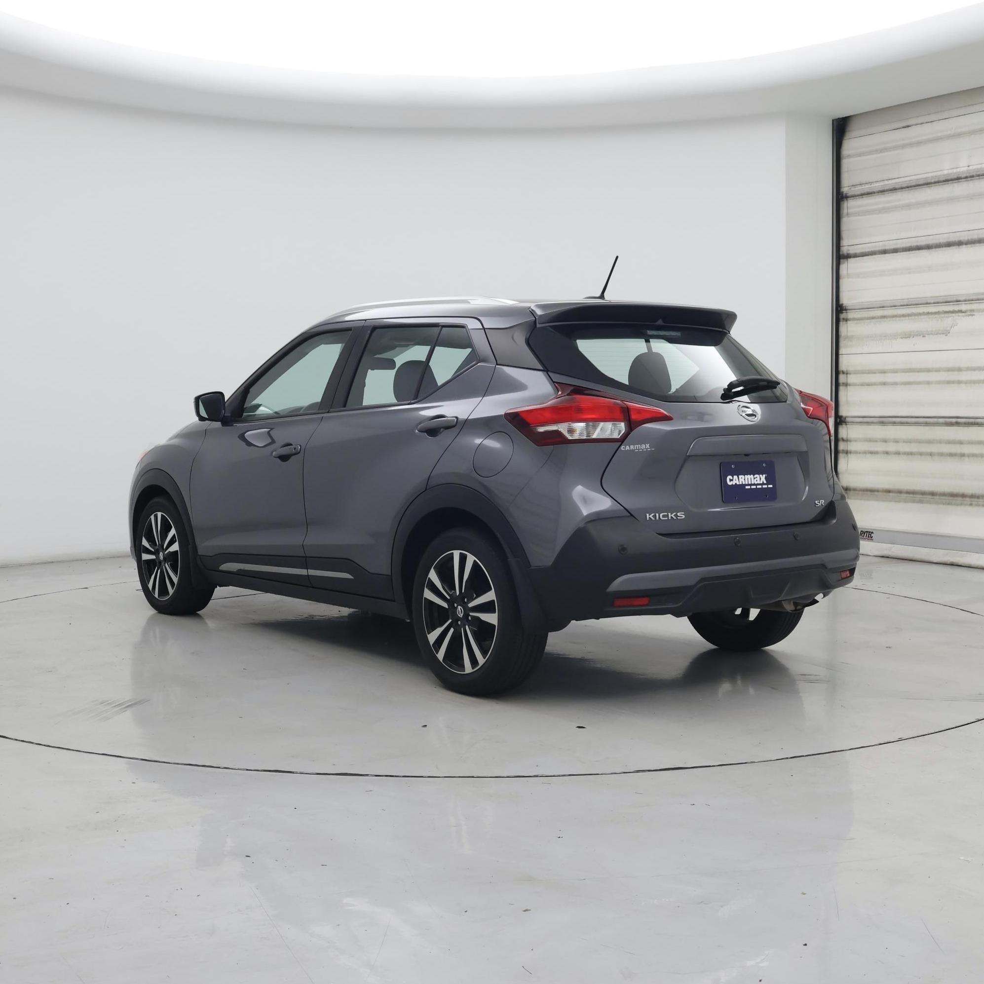Thumbnail: 2020 Nissan Kicks - 2