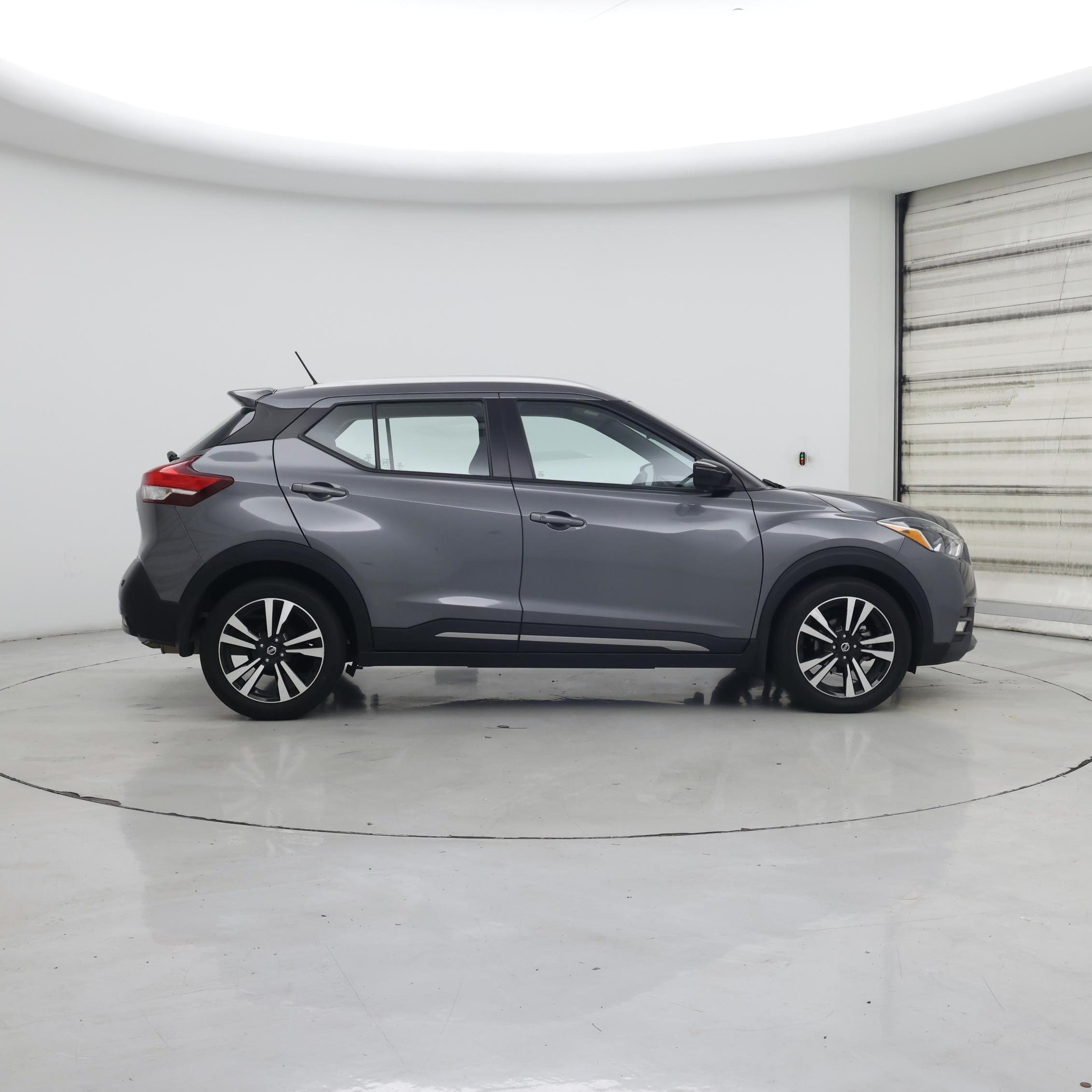 Thumbnail: 2020 Nissan Kicks - 7