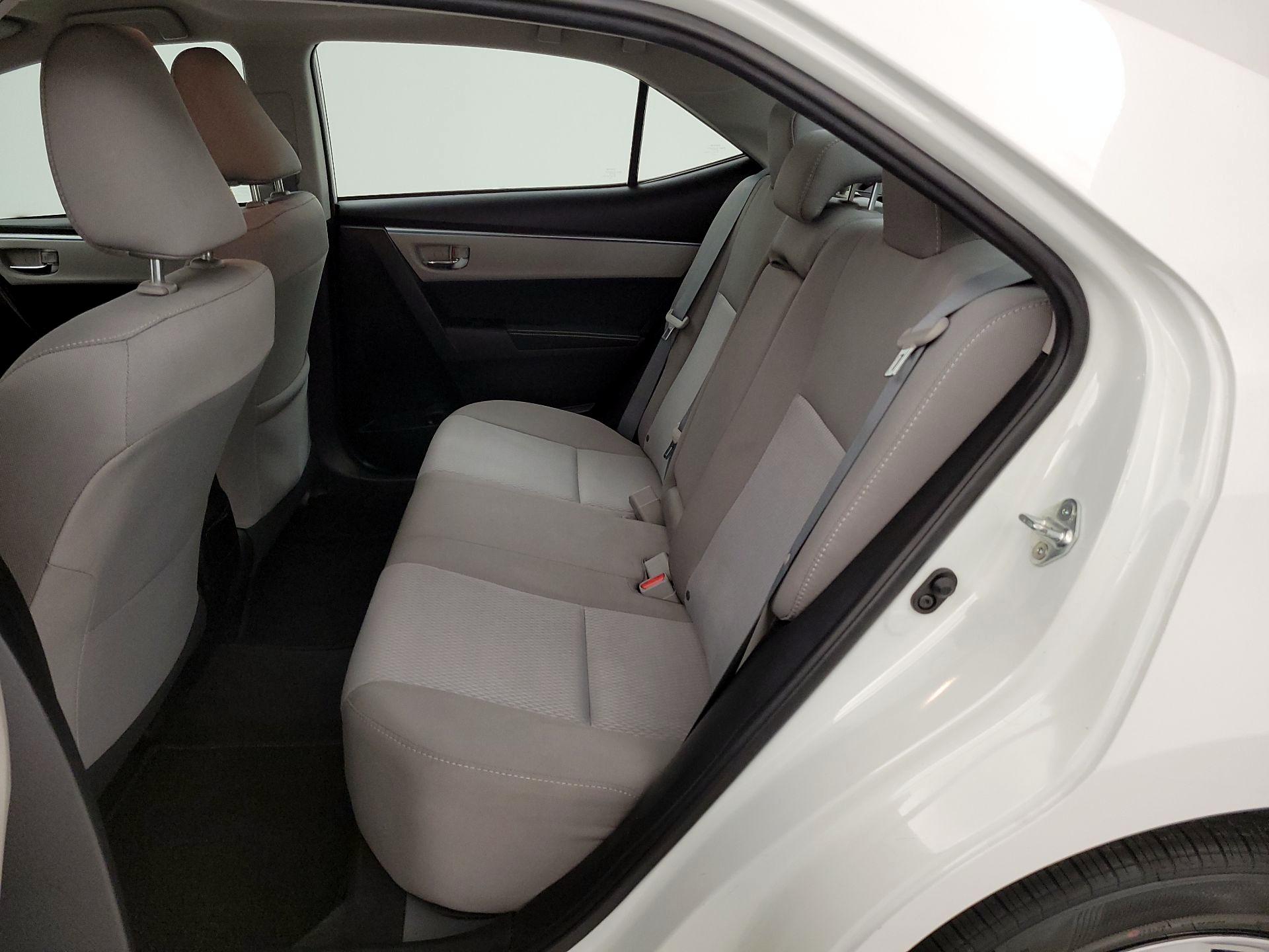 Thumbnail: 2016 Toyota Corolla - 19