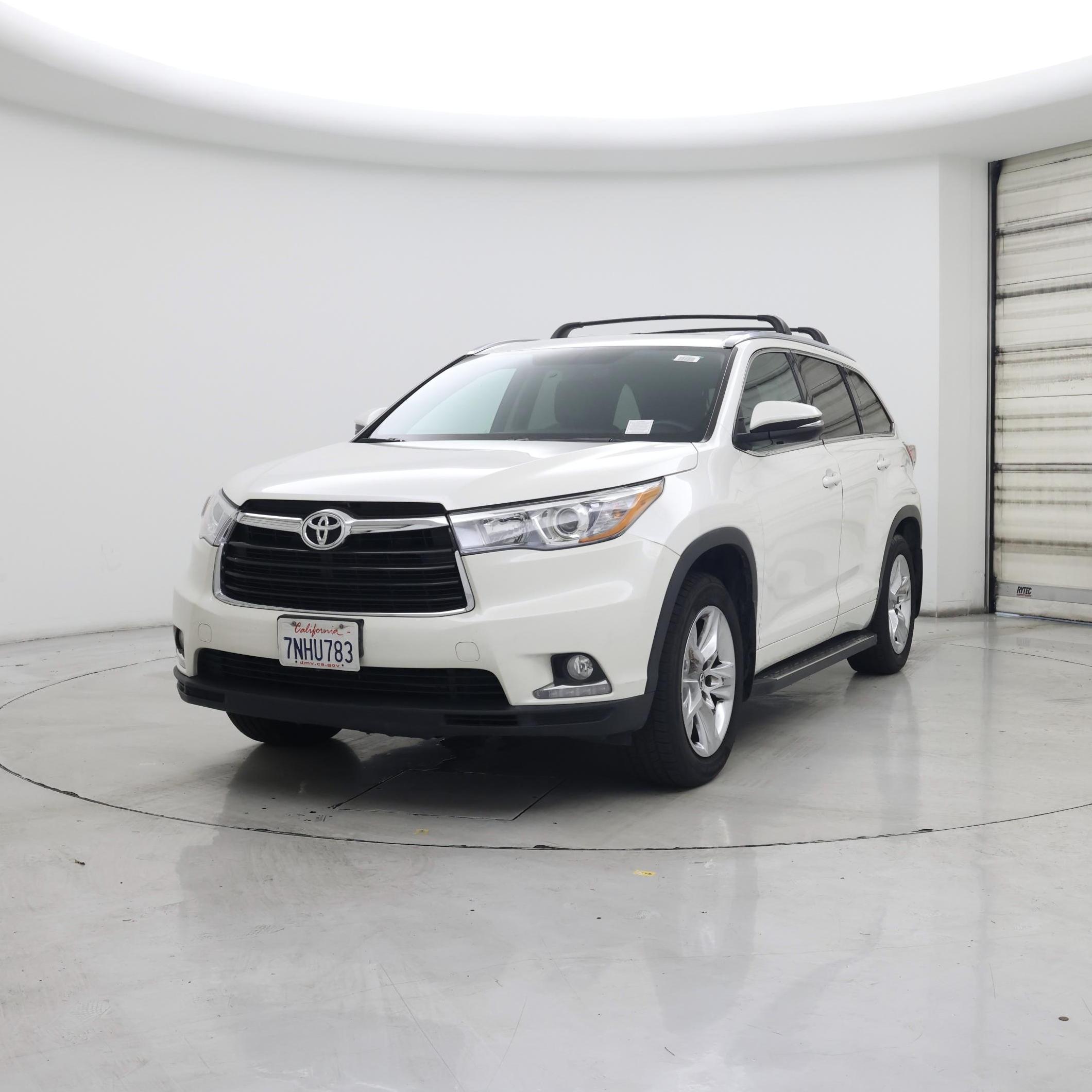 Thumbnail: 2016 Toyota Highlander - 4