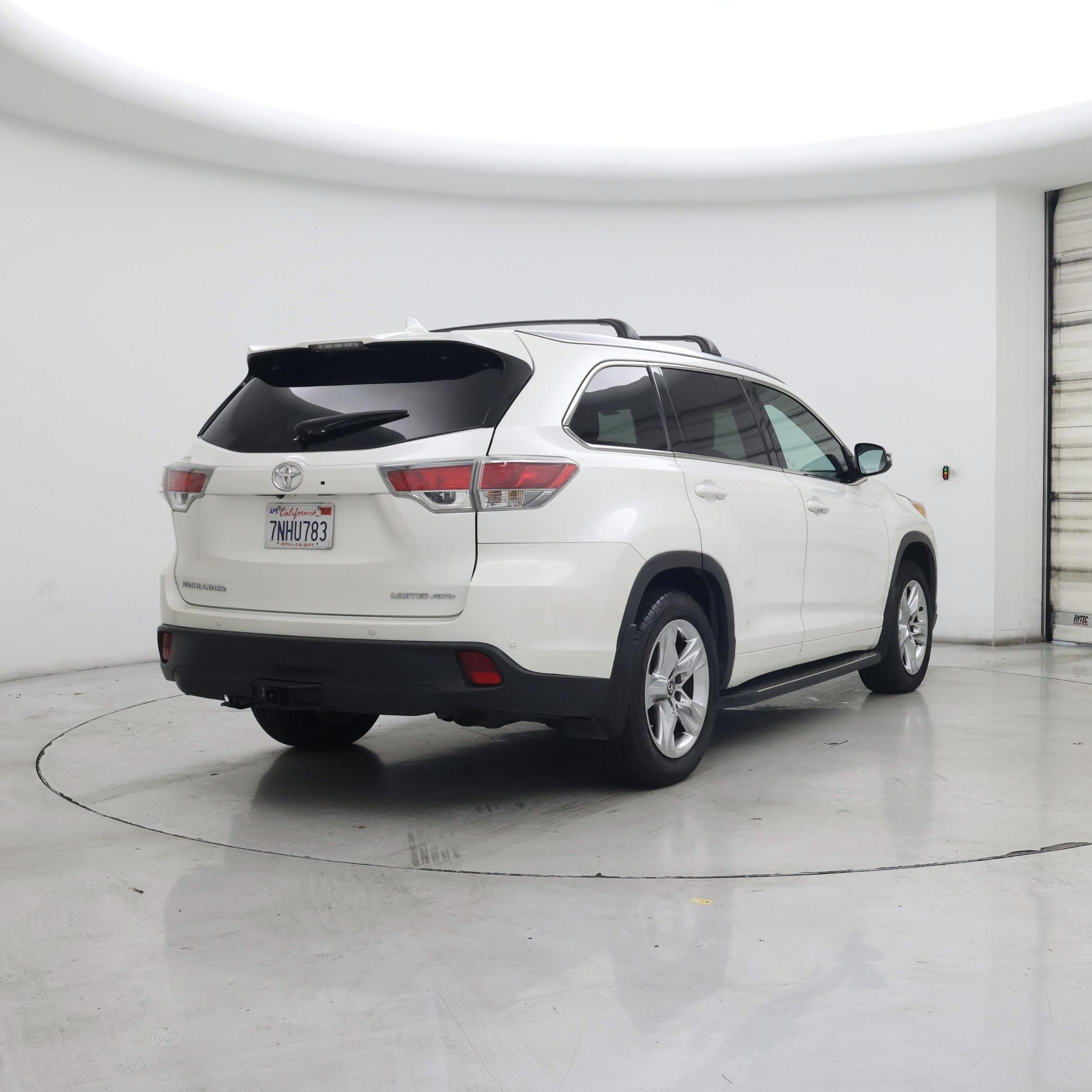 Thumbnail: 2016 Toyota Highlander - 8