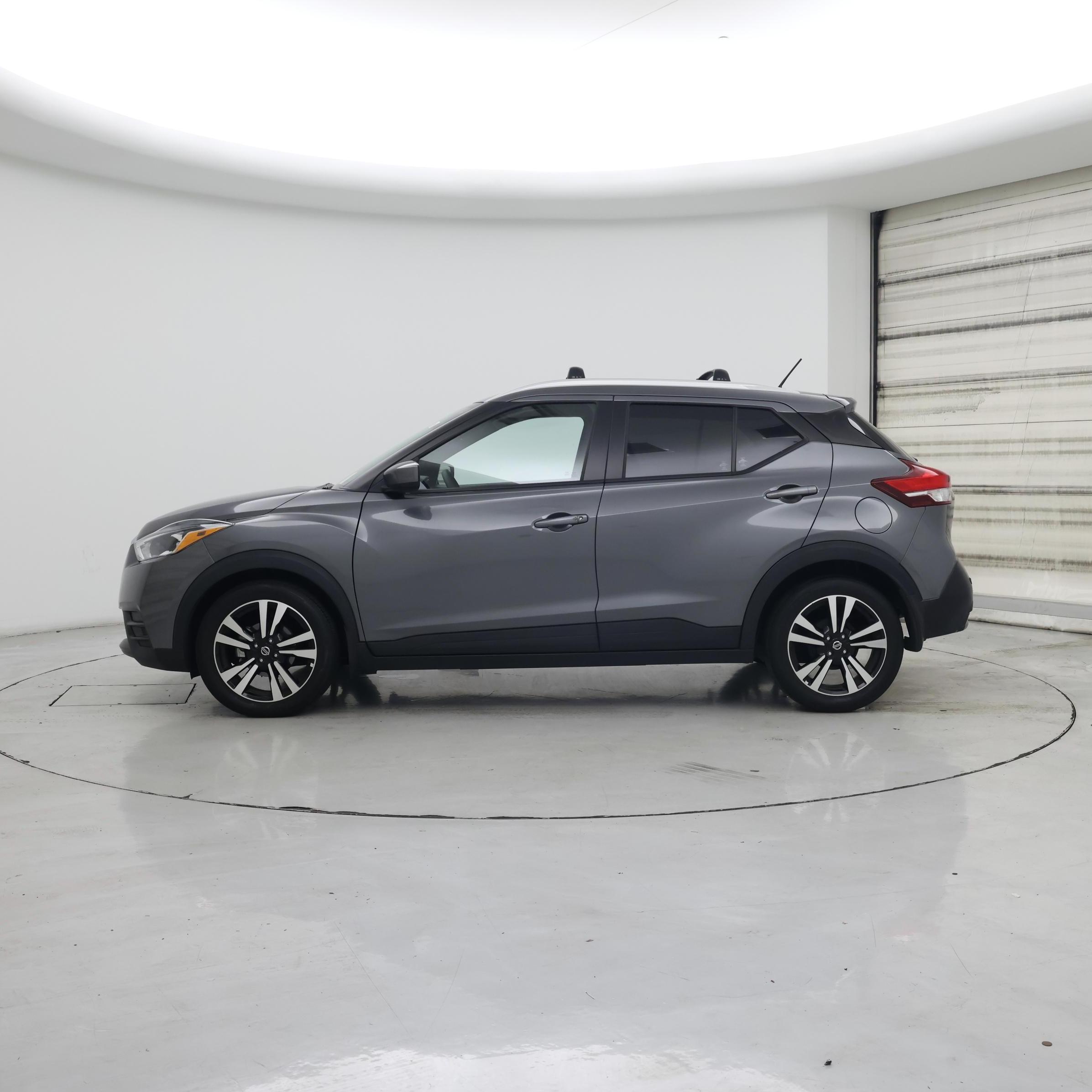 Thumbnail: 2020 Nissan Kicks - 3