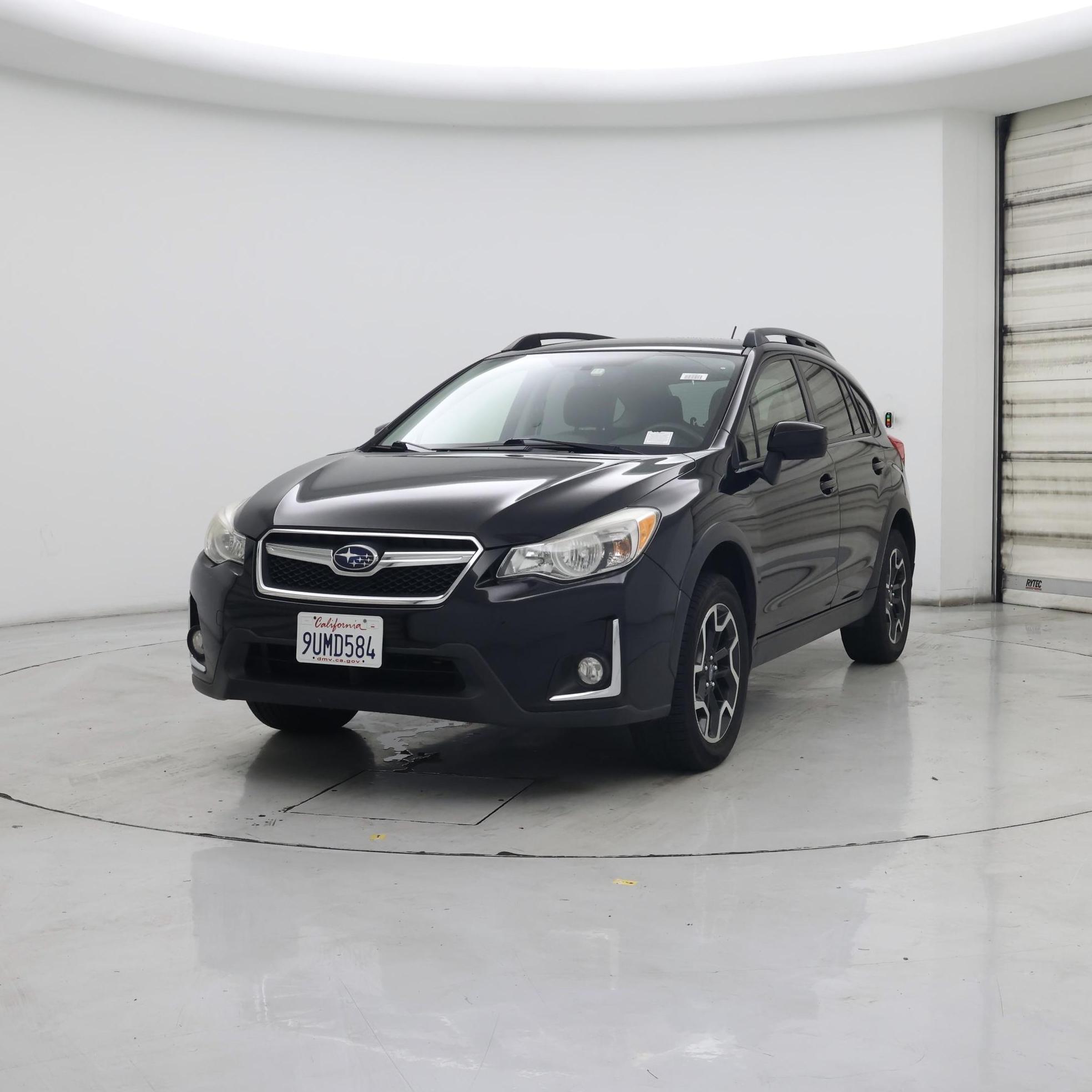 Thumbnail: 2017 Subaru Crosstrek - 4