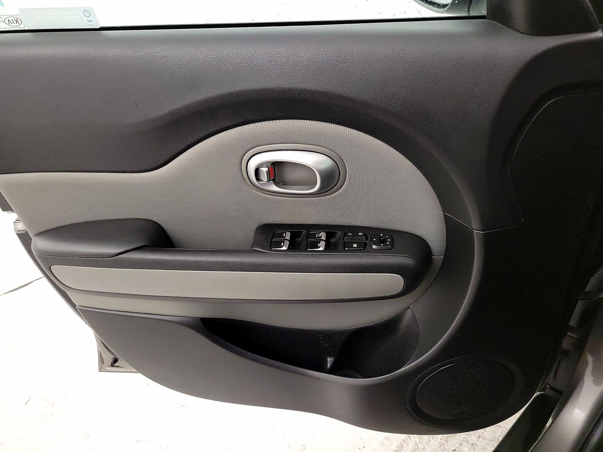 Thumbnail: 2019 Kia Soul - 12