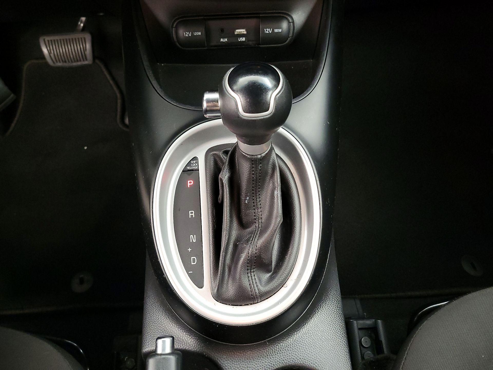 Thumbnail: 2019 Kia Soul - 17