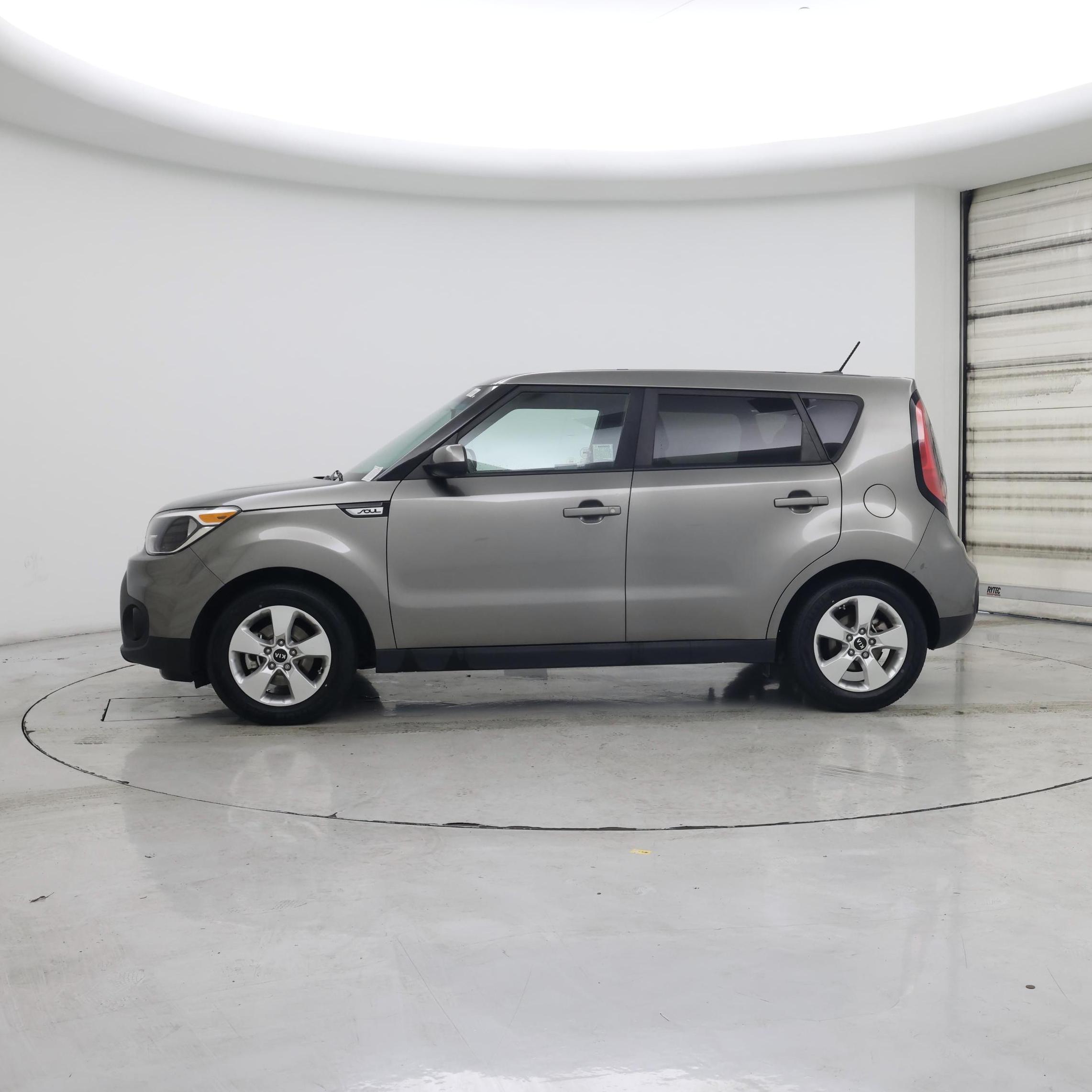 Thumbnail: 2019 Kia Soul - 3