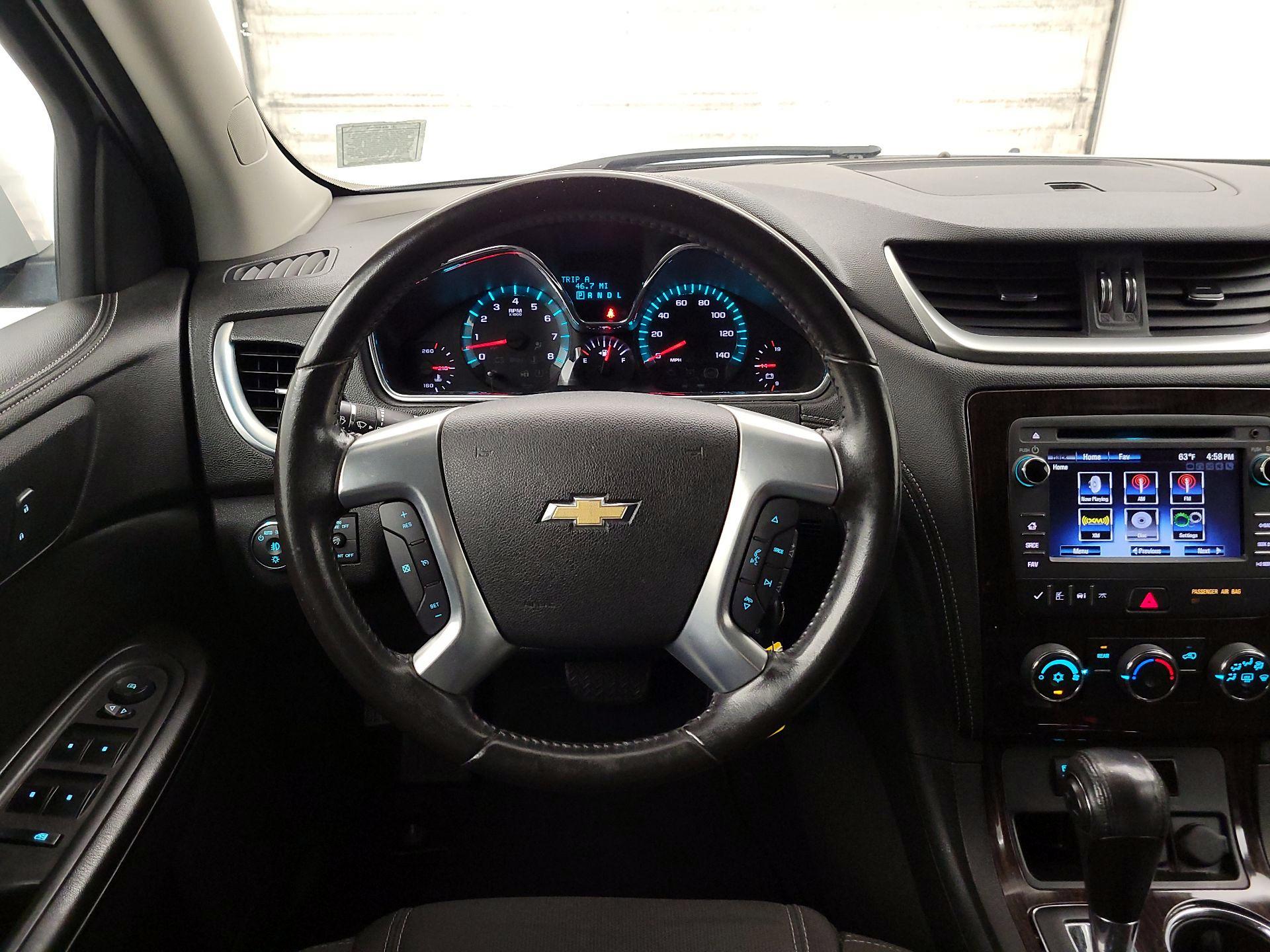 Thumbnail: 2017 Chevrolet Traverse - 10