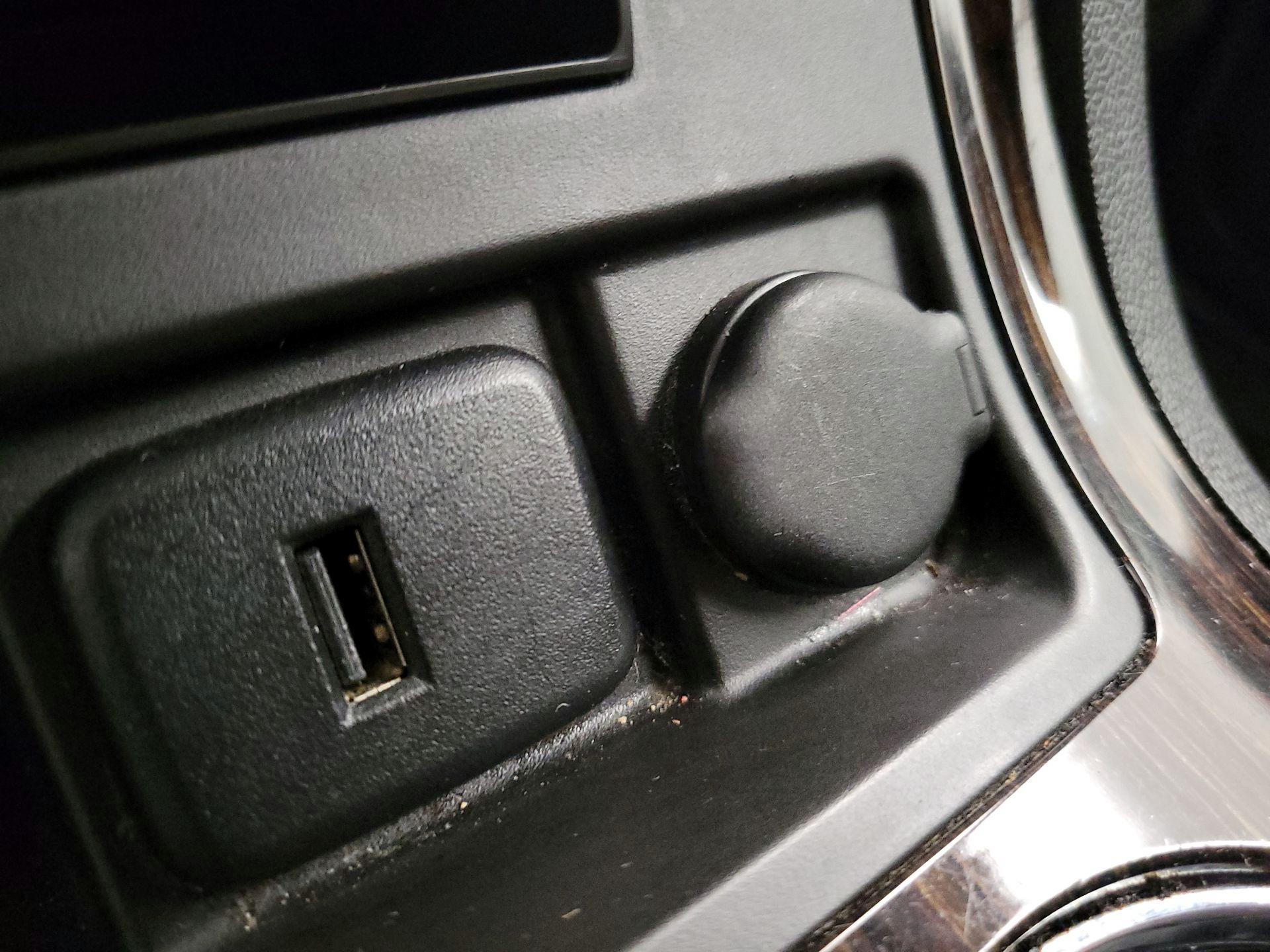 Thumbnail: 2017 Chevrolet Traverse - 18