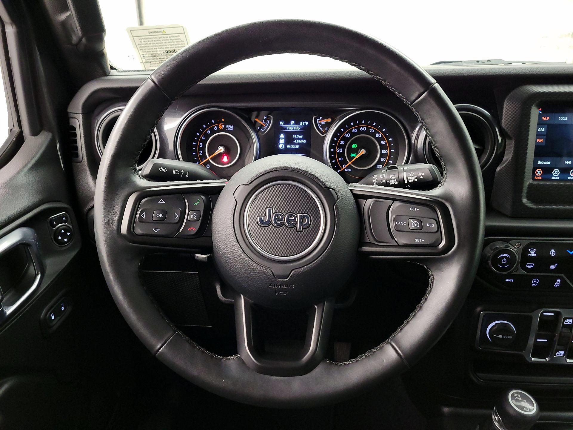 Thumbnail: 2022 Jeep Wrangler - 10
