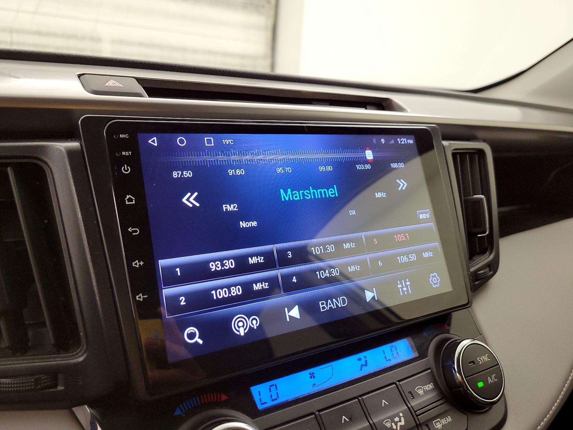 Thumbnail: 2016 Toyota RAV4 - 15