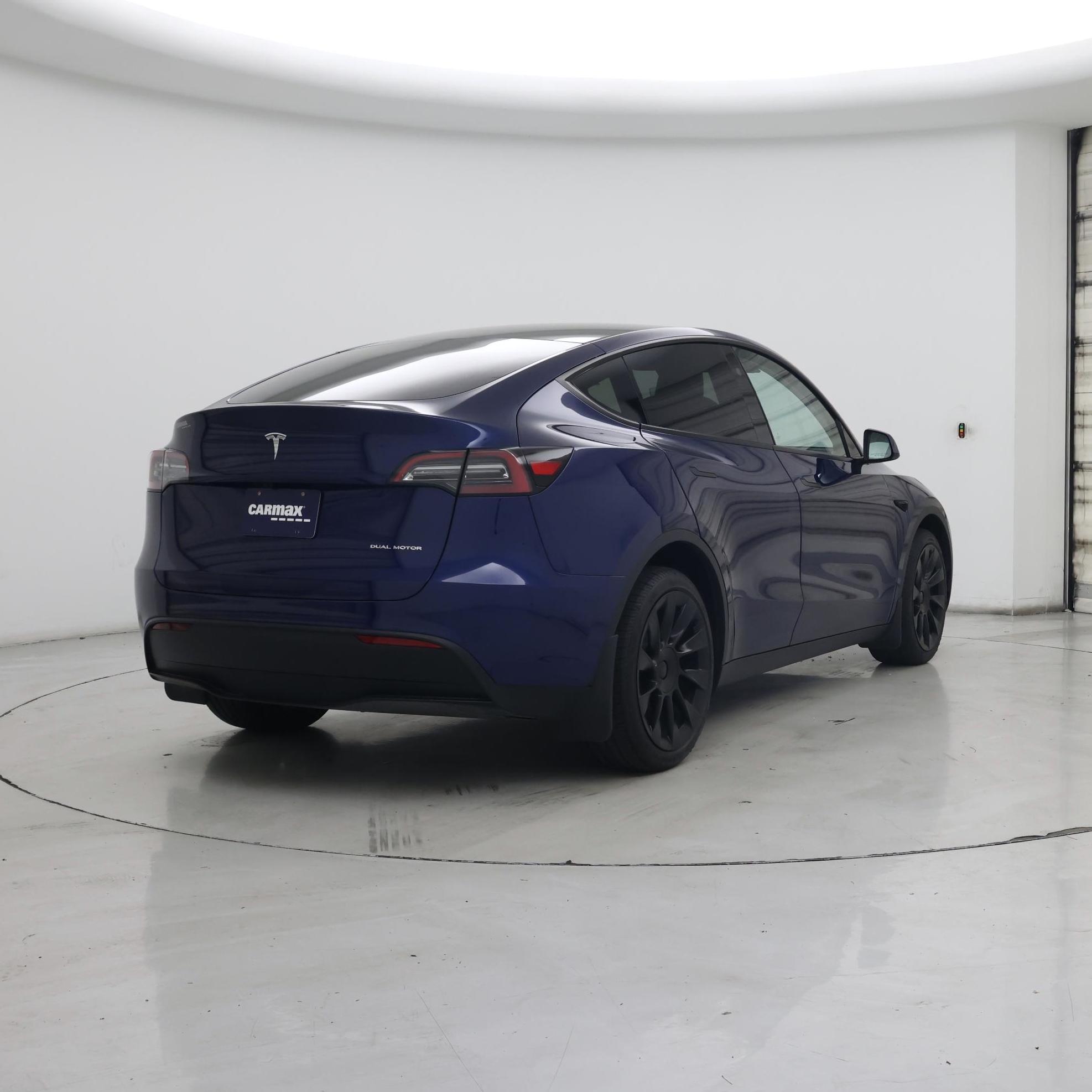 Thumbnail: 2024 Tesla Model Y - 8