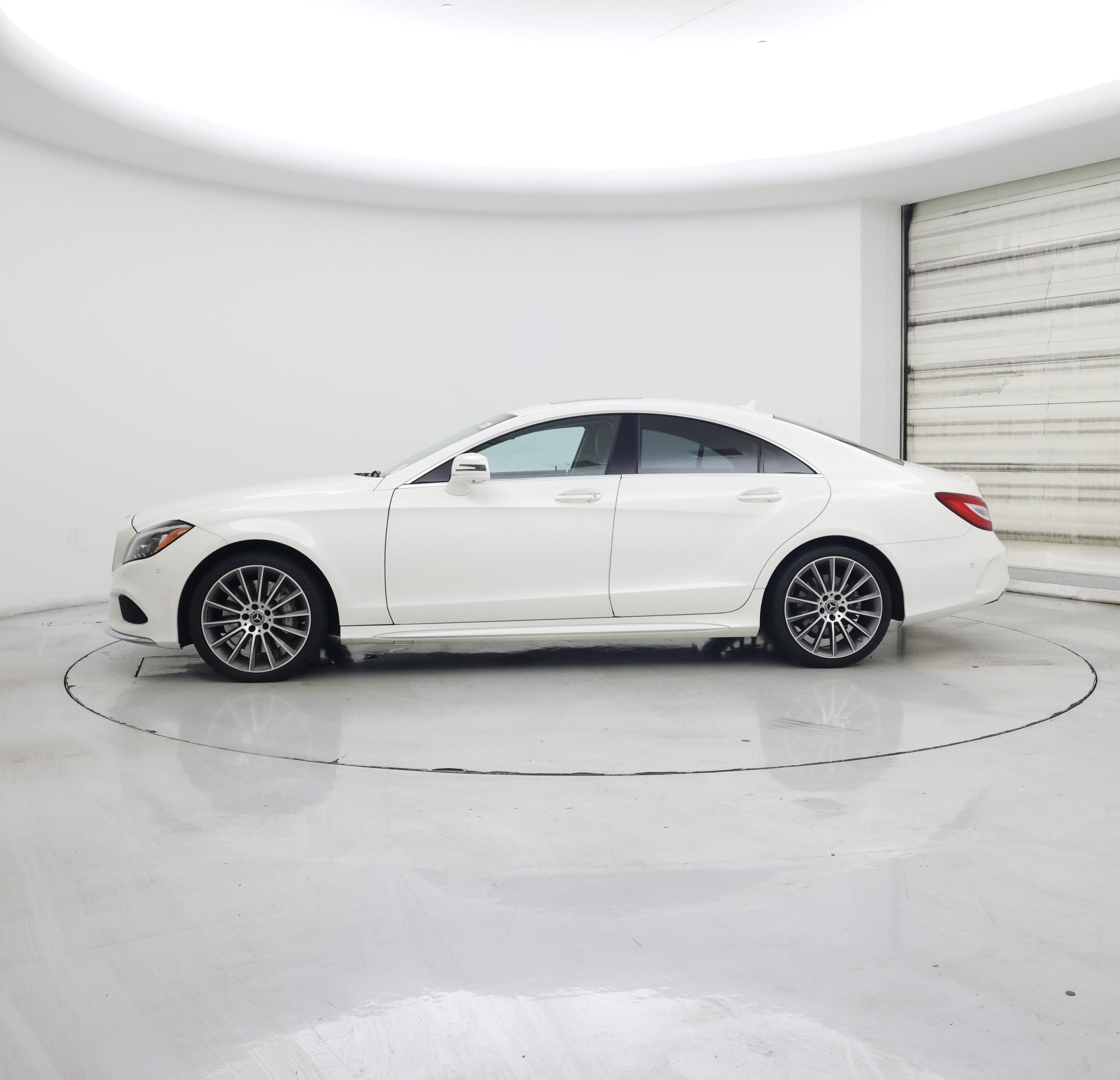 Thumbnail: 2017 Mercedes-Benz CLS - 3