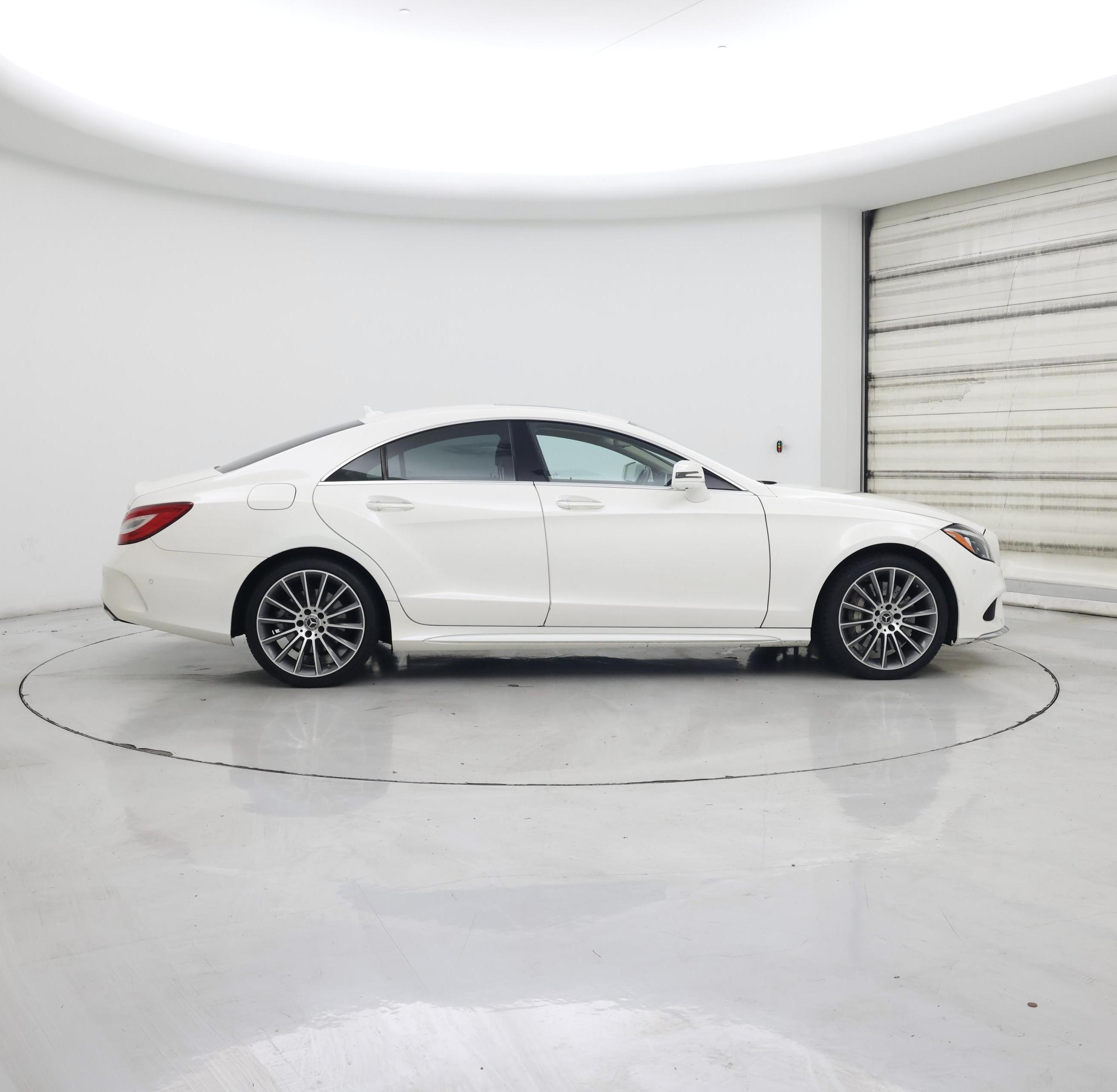 Thumbnail: 2017 Mercedes-Benz CLS - 7