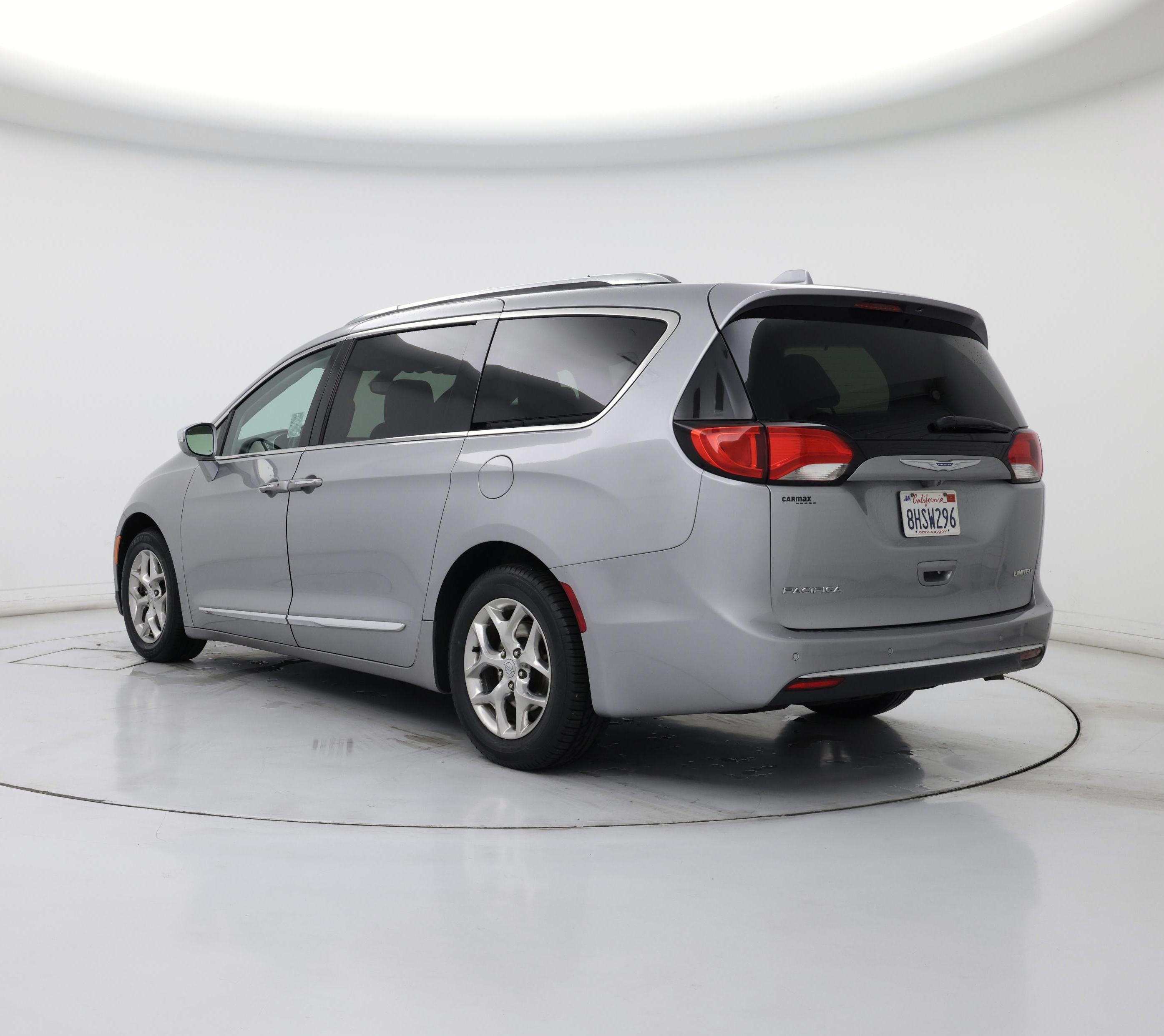 Thumbnail: 2018 Chrysler Pacifica - 2