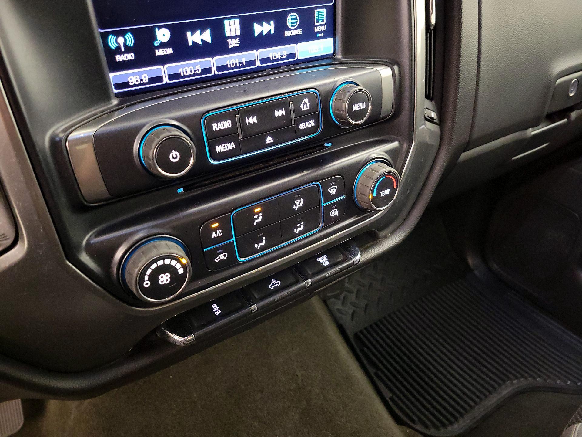 Thumbnail: 2016 Chevrolet Silverado 2500 - 15