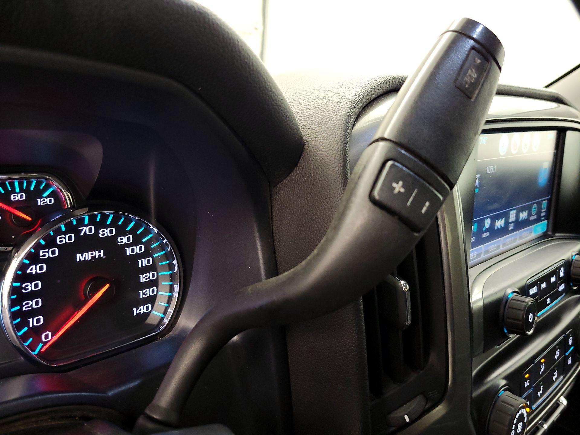 Thumbnail: 2016 Chevrolet Silverado 2500 - 16