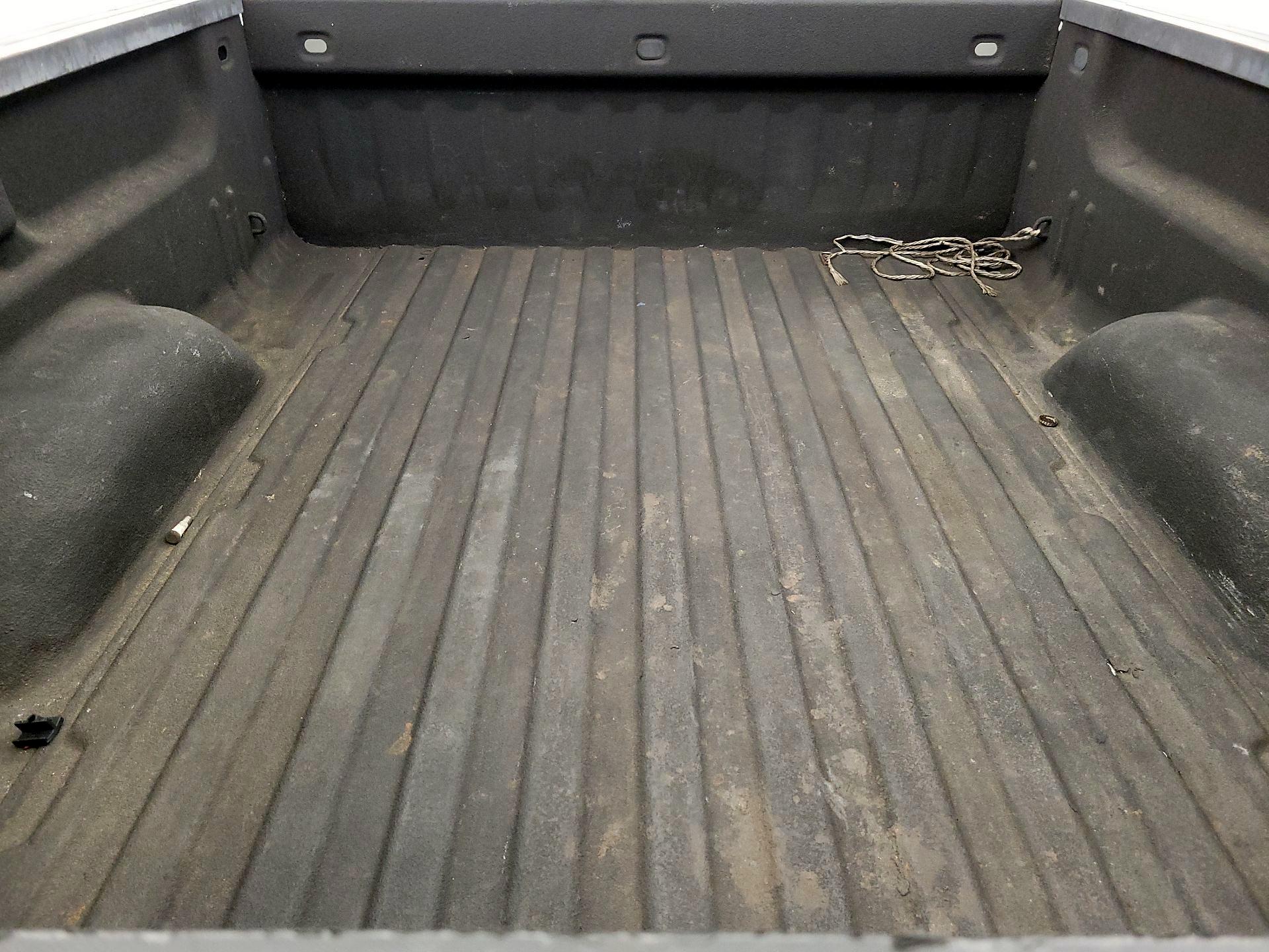 Thumbnail: 2016 Chevrolet Silverado 2500 - 19