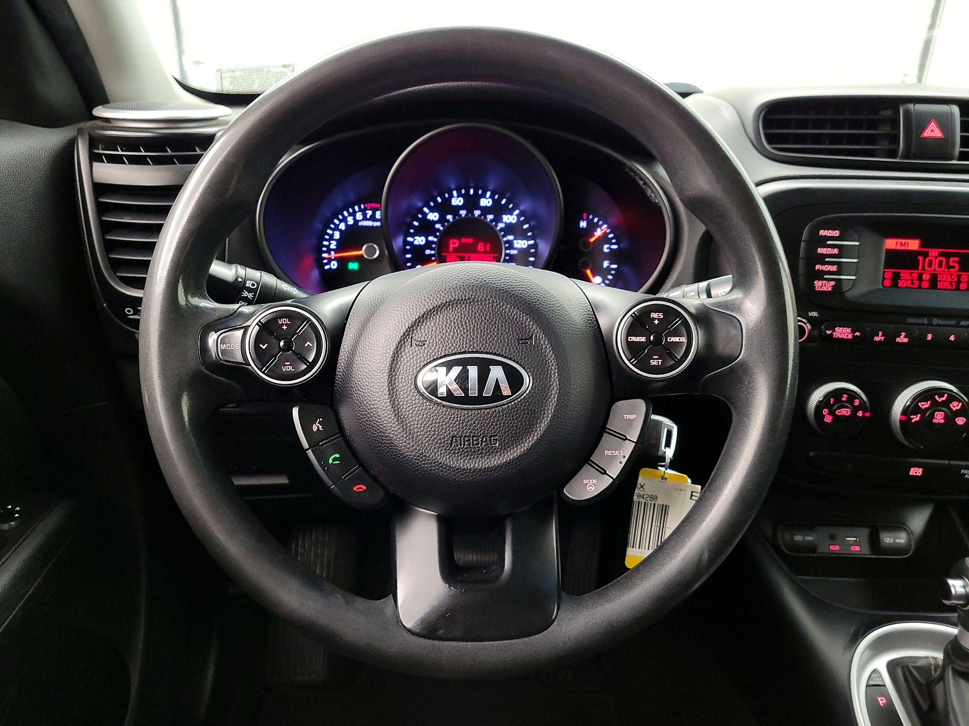 Thumbnail: 2015 Kia Soul - 10