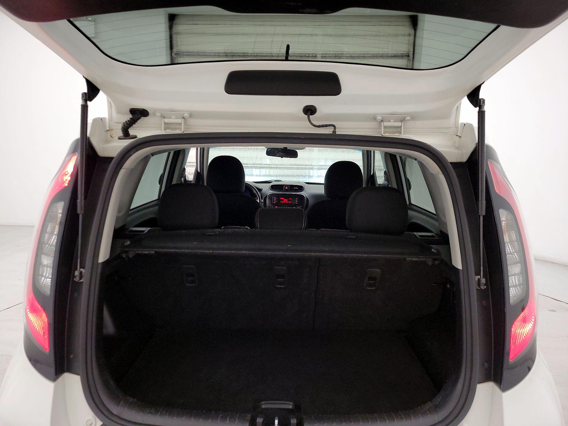 Thumbnail: 2015 Kia Soul - 19